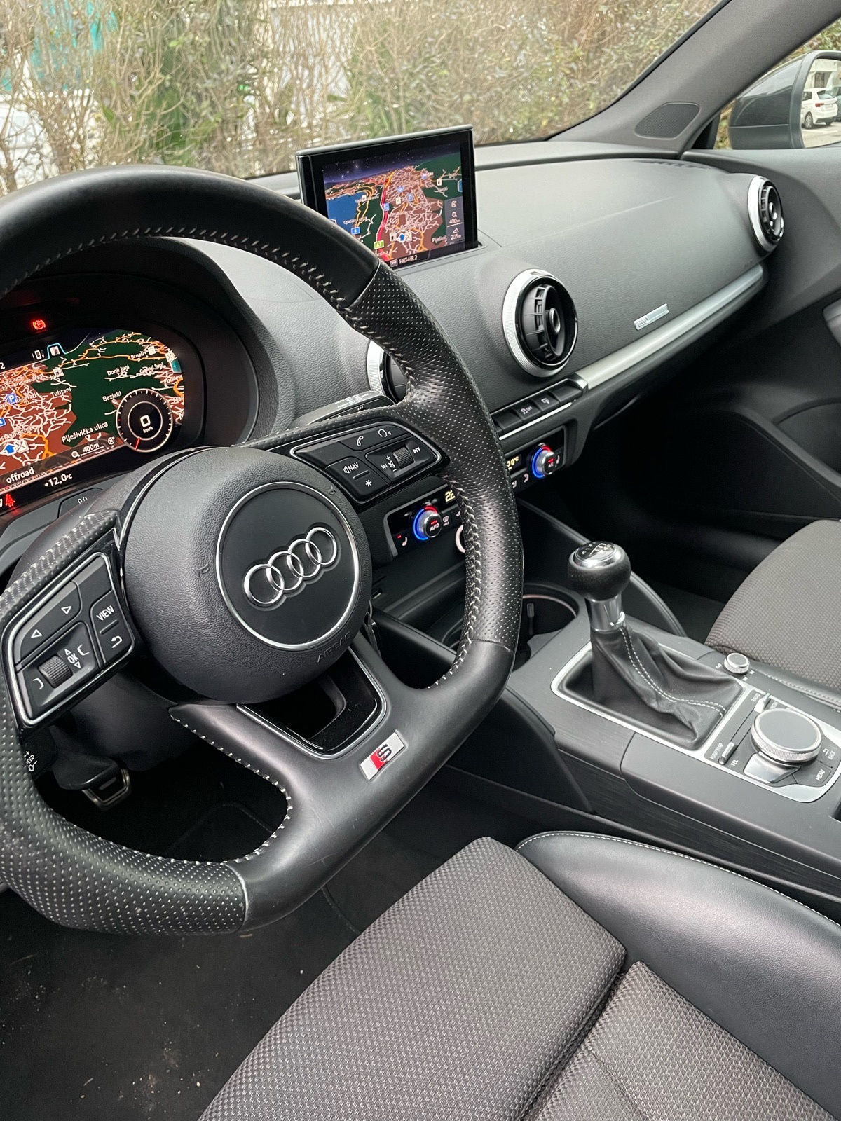 Audi A3 2,0 TDI 3xS-Line, fotografija 3