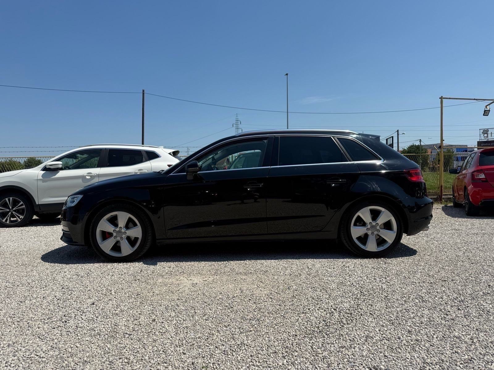 Audi A3 2,0 TDI*AMBIENT*SPORTBACK*NAVIGACIJA*XENON*PDC**VELIKI SERVIS*, fotografija 7