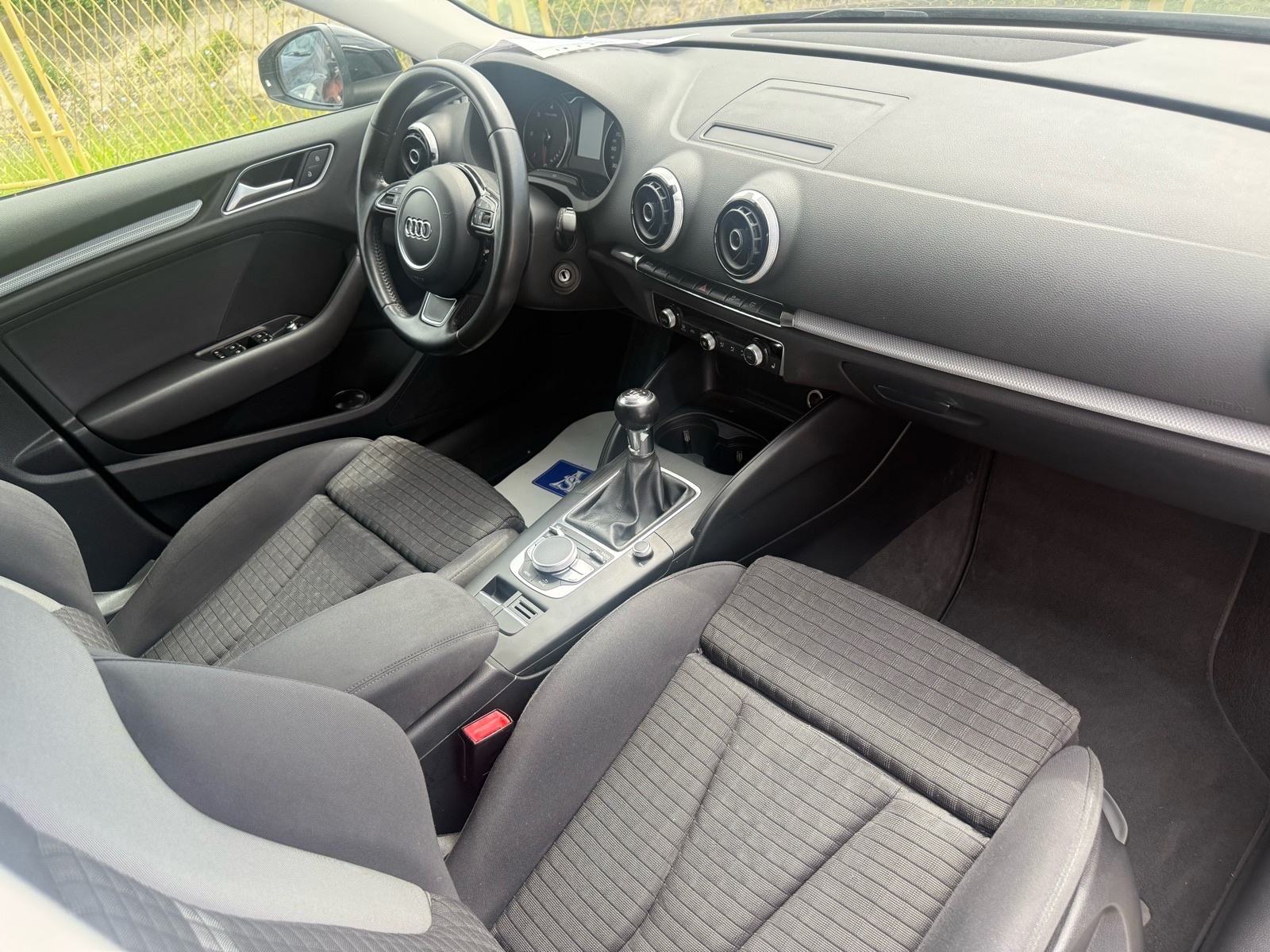 Audi A3 2,0 TDI*AMBIENT*SPORTBACK*NAVIGACIJA*XENON*PDC**VELIKI SERVIS*, fotografija 20