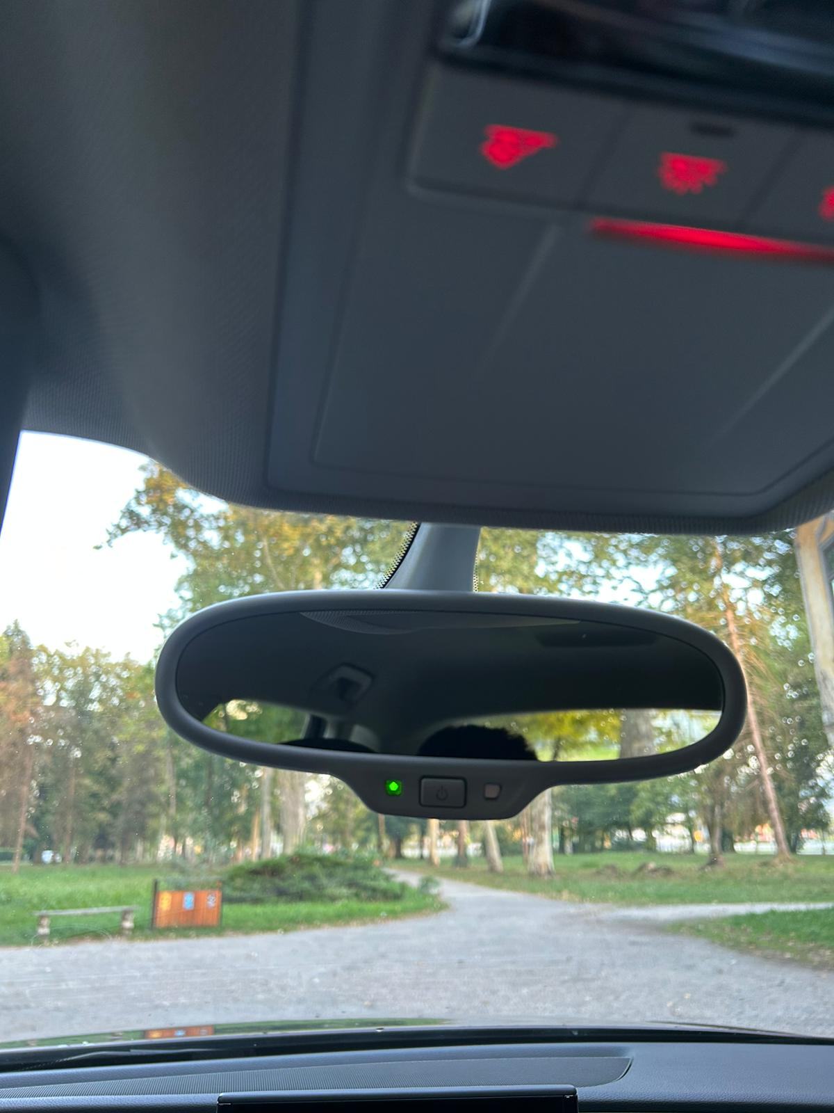 Audi A3 2,0 TDI ambition -ODLIČAN- puno opreme, fotografija 16