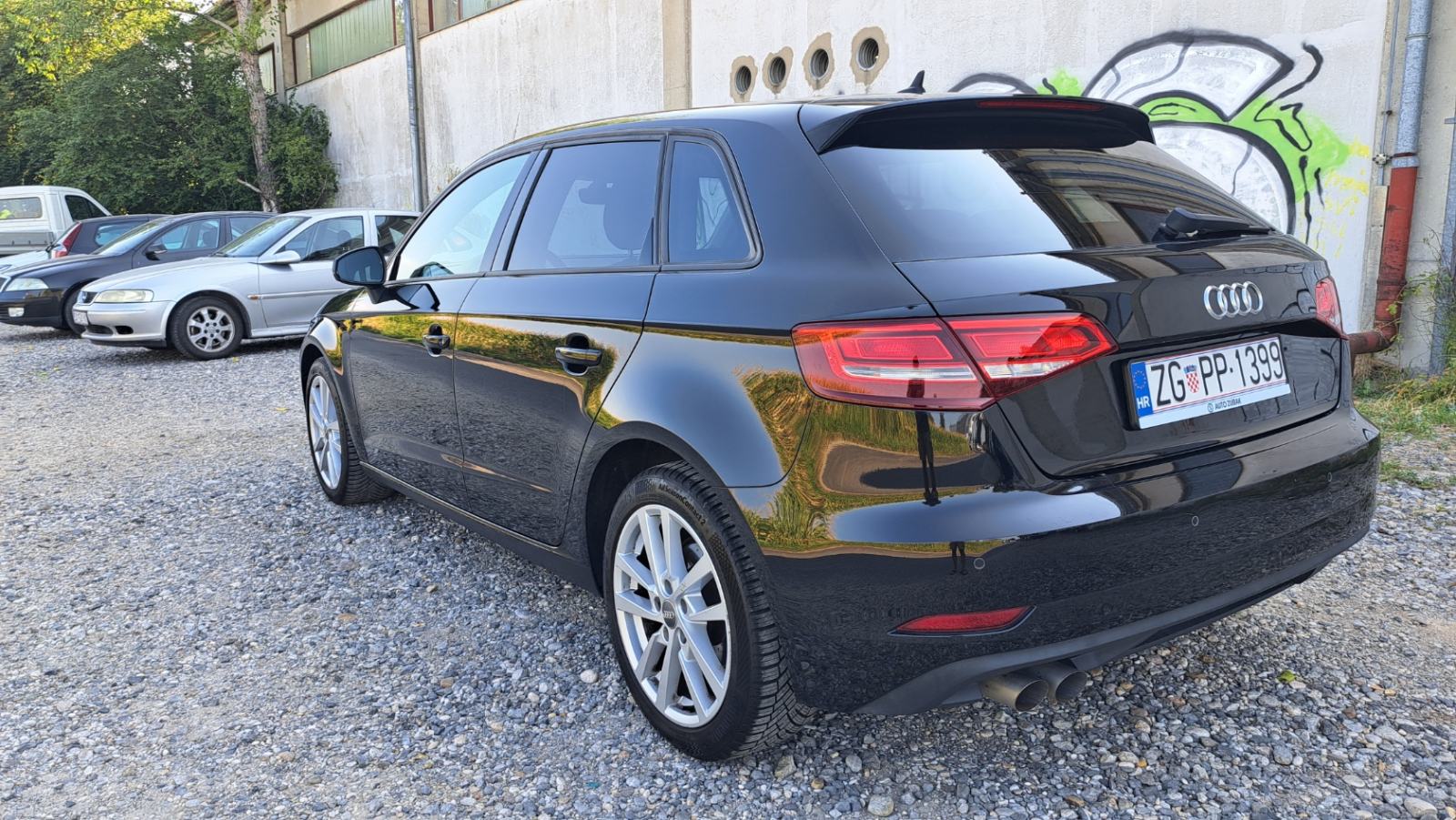 Audi A3 2,0 TDI Automatik, Business Line, Veliki servis, 1 vlasnik, fotografija 3