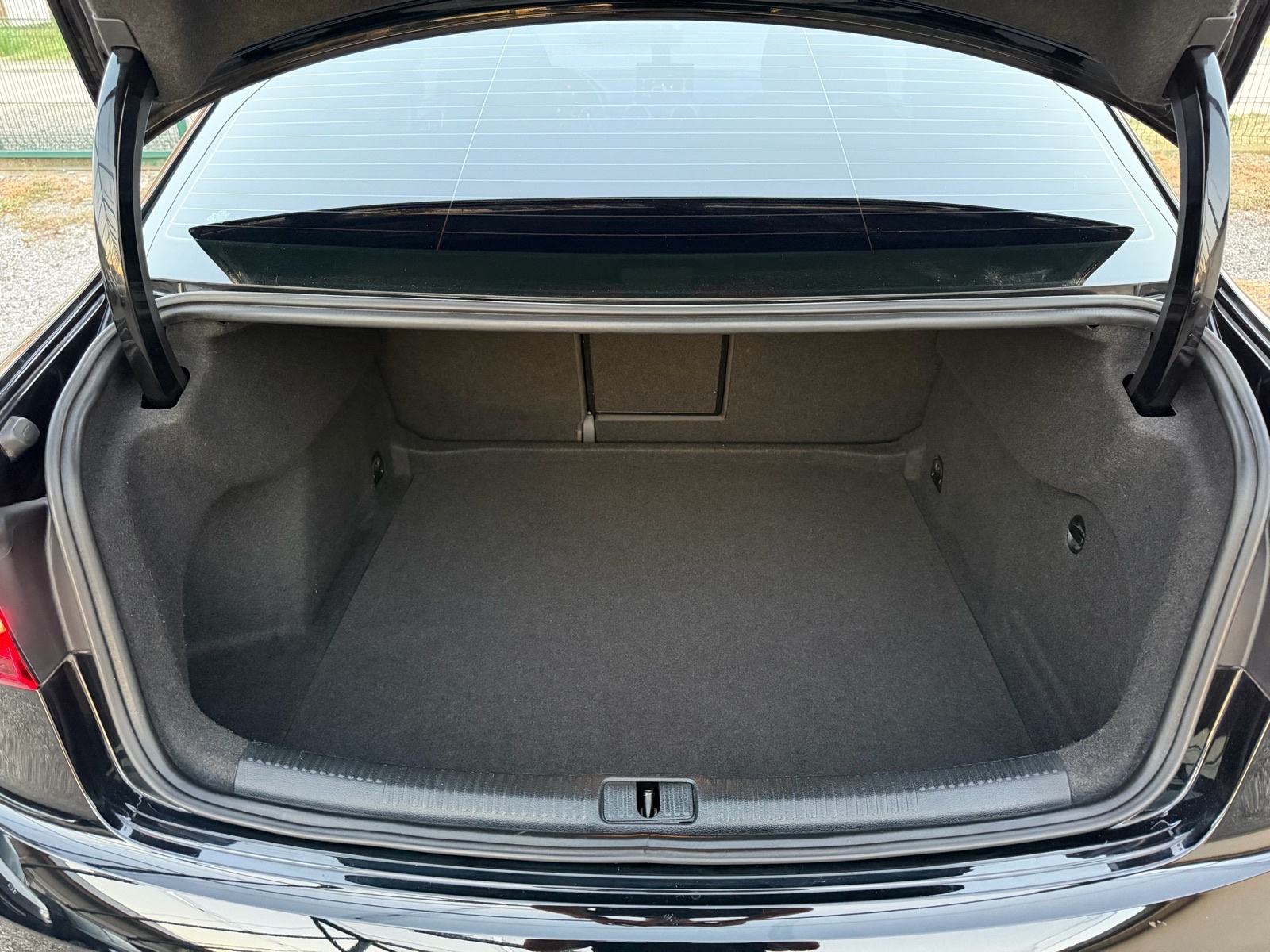 Audi A3 2,0 TDI,Limuzina,S-line,Virtual,Navigacija,Jamstvo 12mj., fotografija 18