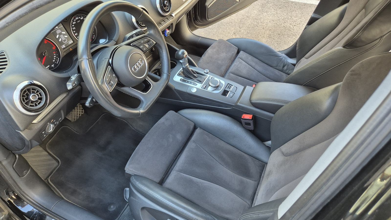 Audi A3 2,0 TDI S-Line #Automatik#Keyless#Led#Servisna#, fotografija 16