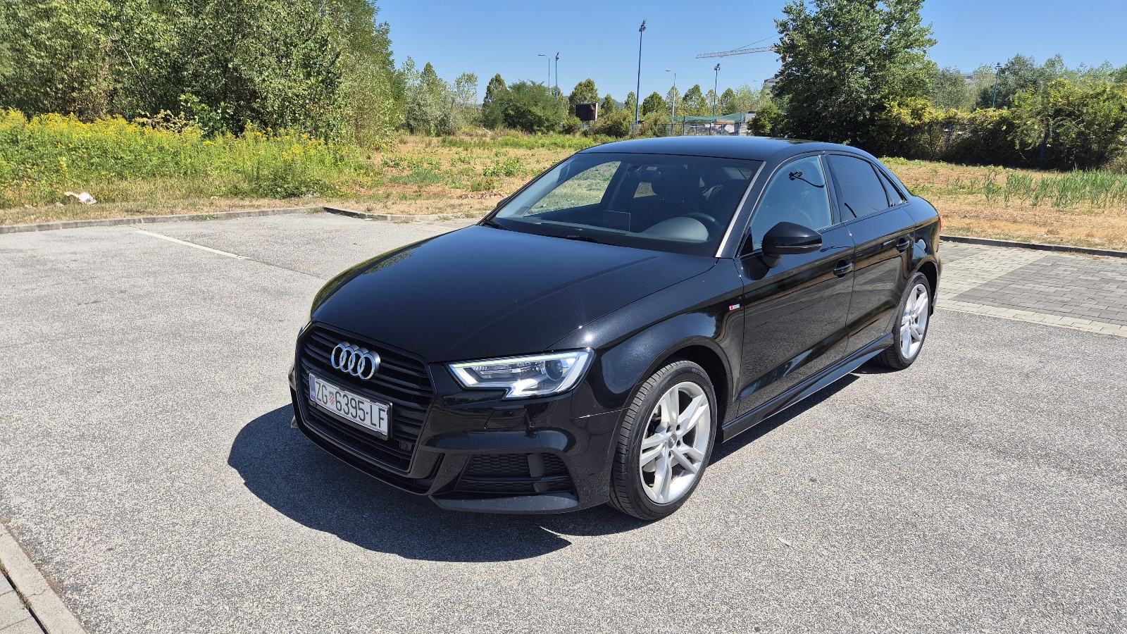 Audi A3 2,0 TDI S-Line #Automatik#Keyless#Led#Servisna#, fotografija 2