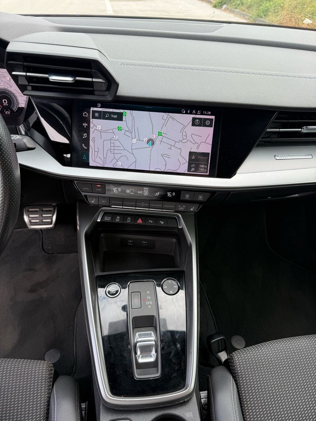 Audi A3 2.0 TDI S-line,automatik, fotografija 16
