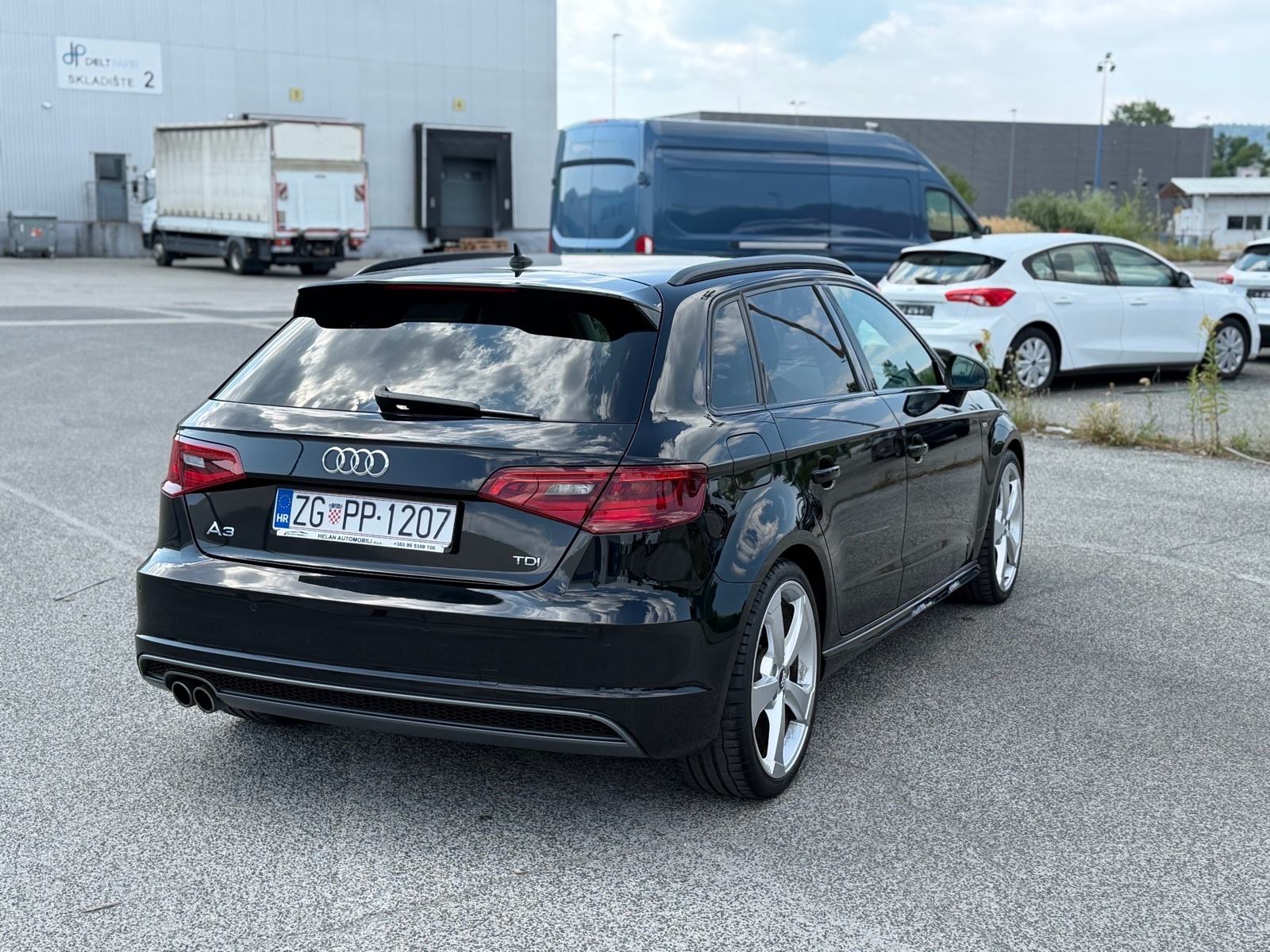 Audi A3 2.0 TDI S-LINE #Bi-XENON #NAVI #PDC, fotografija 6
