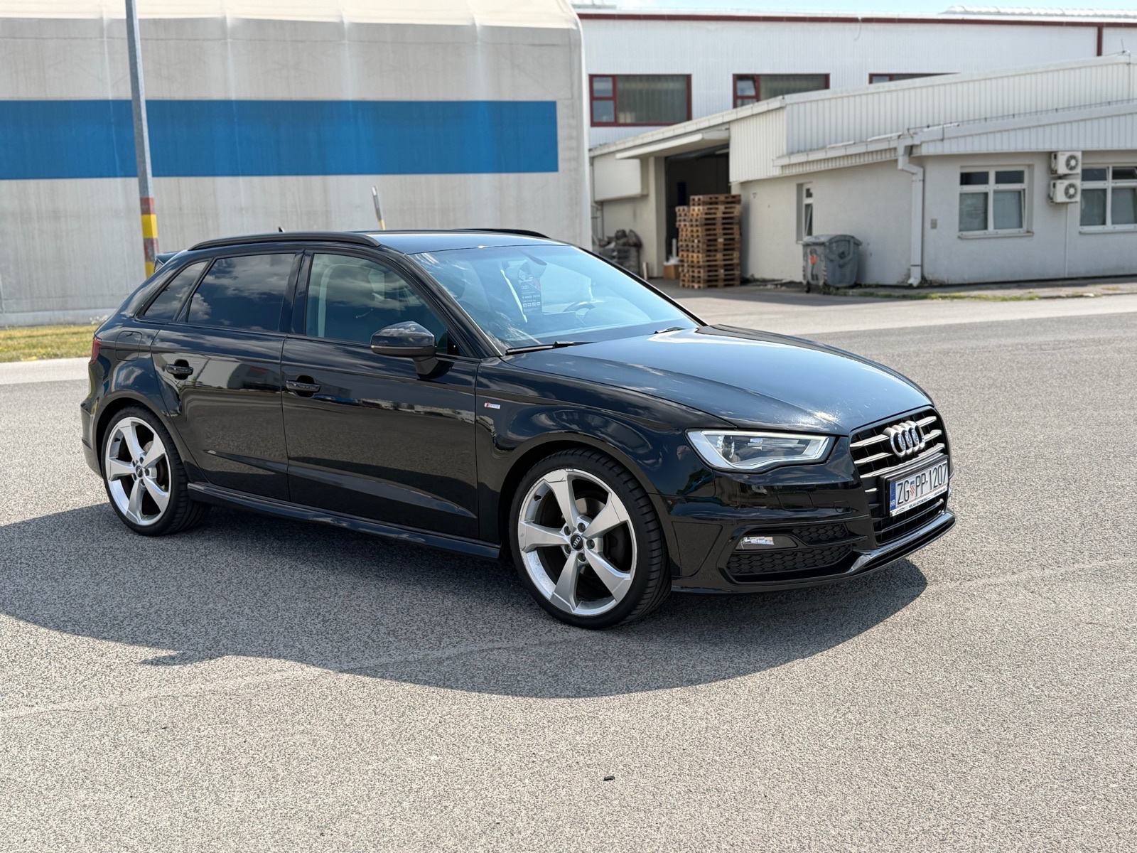Audi A3 2.0 TDI S-LINE #Bi-XENON #NAVI #PDC, fotografija 3