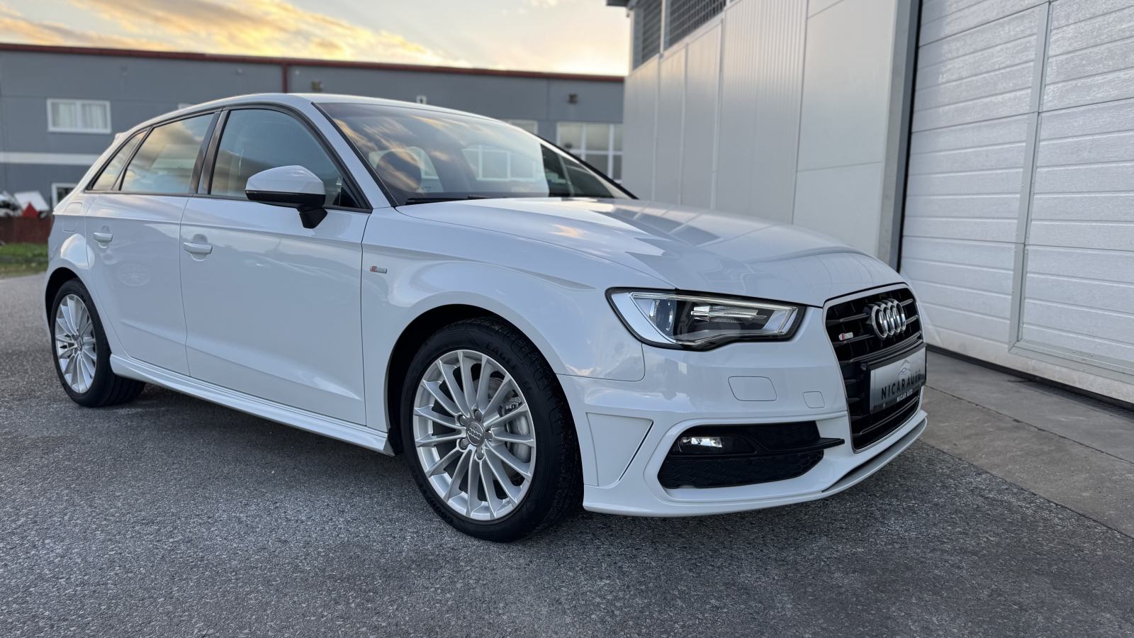 AUDI A3 2,0 TDI S LINE NAVIGACIJA/XENON/DRIVE SELECT, fotografija 3