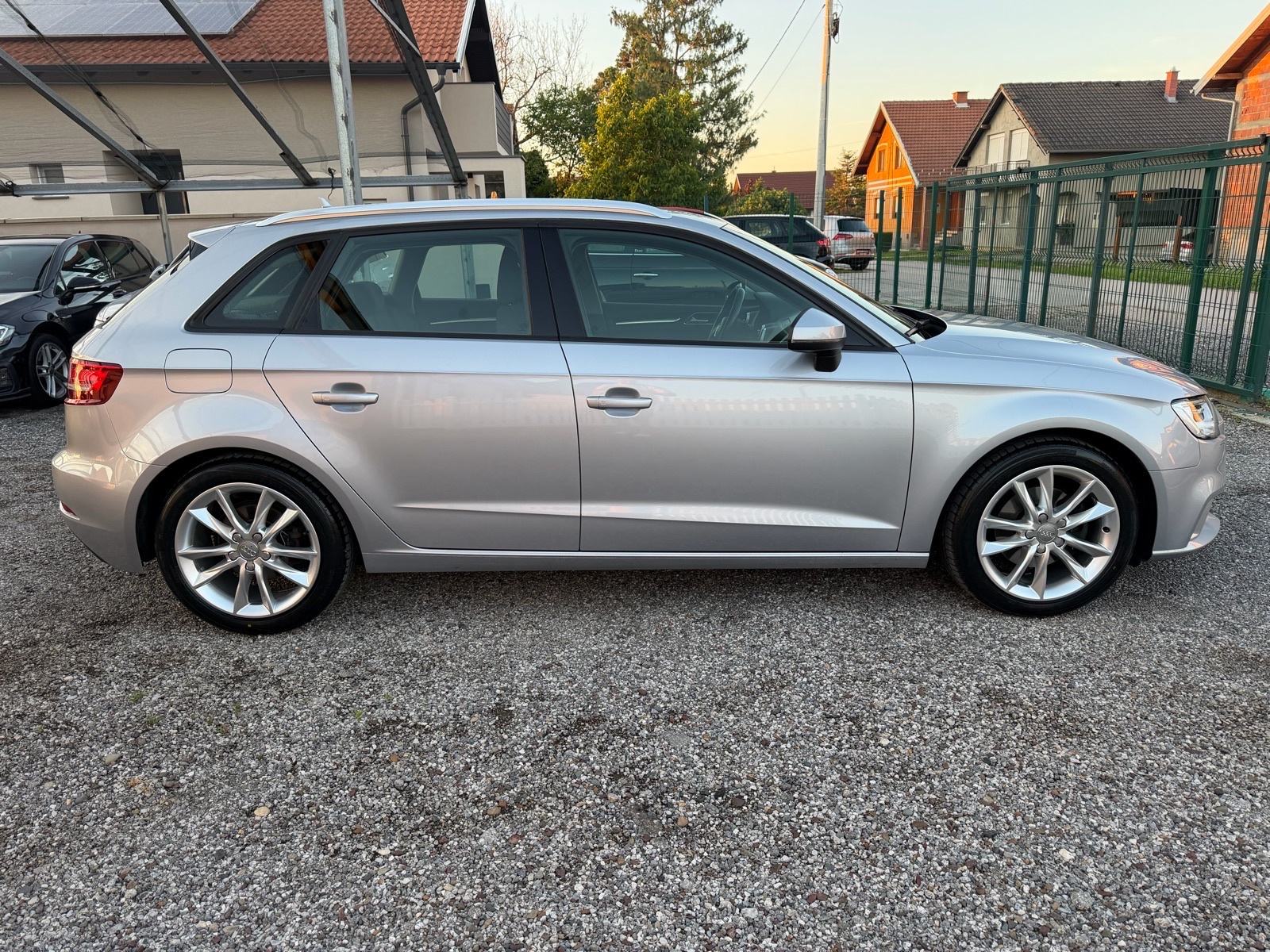 Audi A3 2,0 TDI,Navigacija,Tempomat,PDC,Jamstvo 12mj., fotografija 4