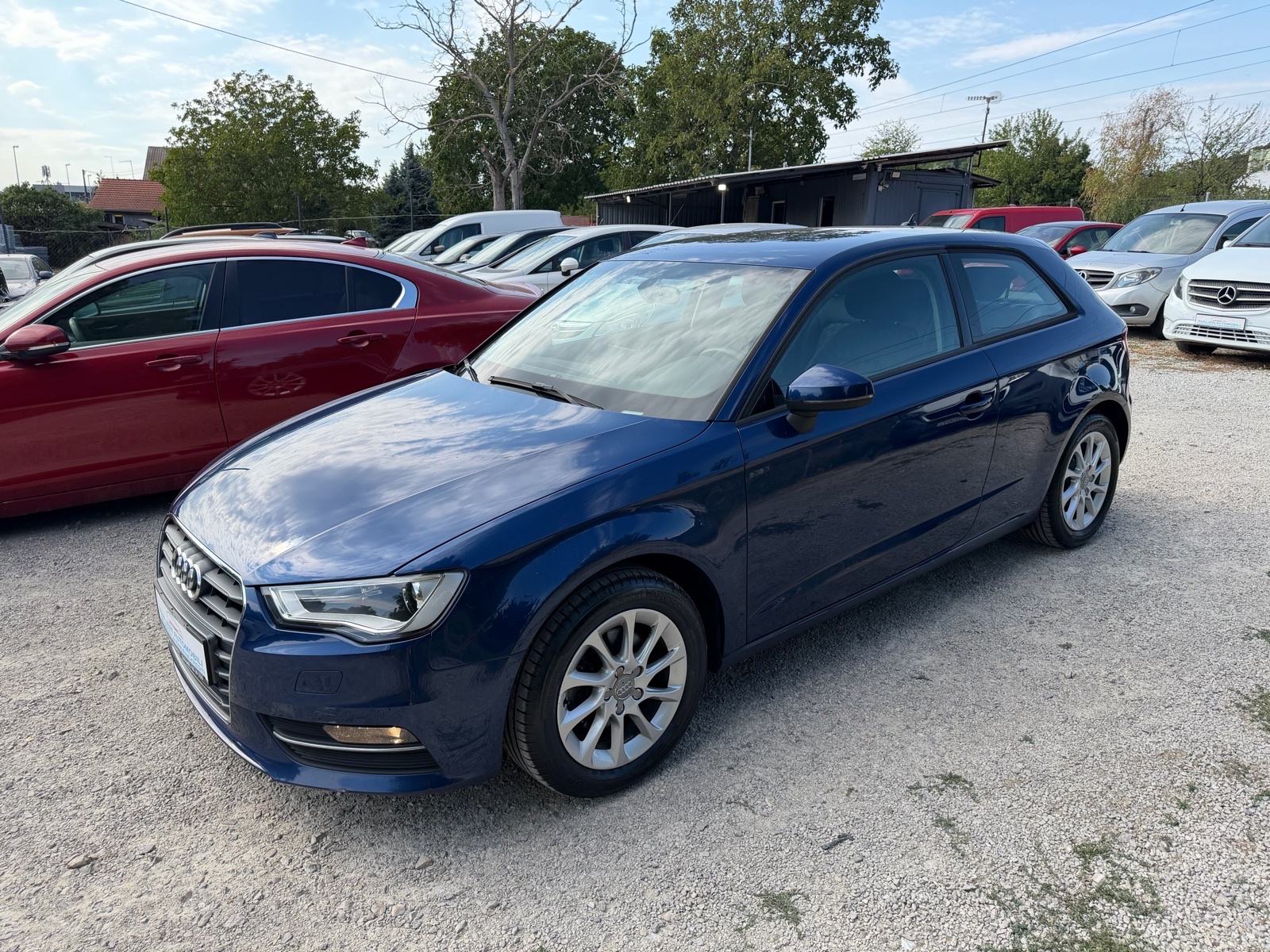 Audi A3 2,0 TDI Quattro-XENON-LED-ALU-V+M SERVIS-NEMA 5%-KARTICE 36 R, fotografija 8