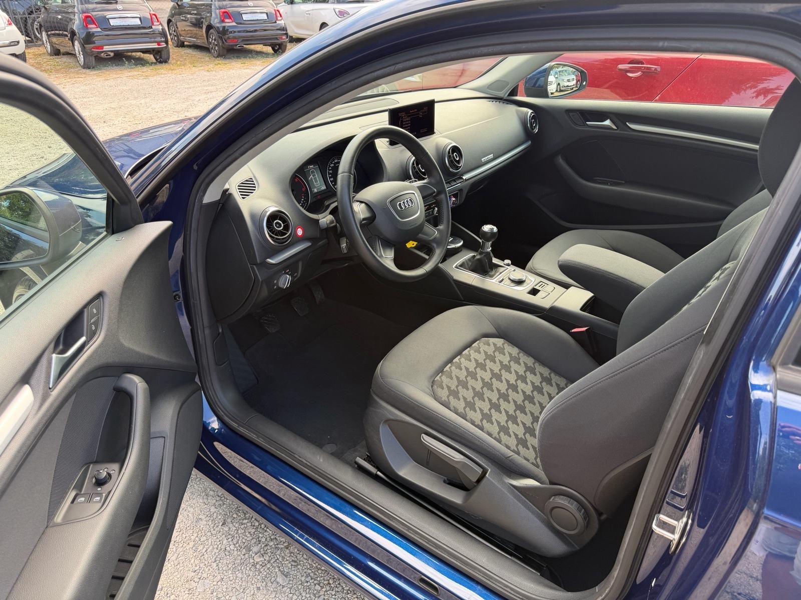 Audi A3 2,0 TDI Quattro-XENON-LED-ALU-V+M SERVIS-NEMA 5%-KARTICE 36 R, fotografija 12
