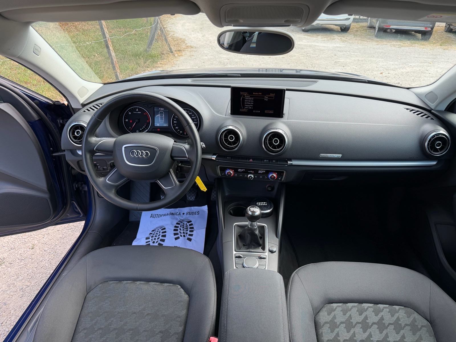 Audi A3 2,0 TDI Quattro-XENON-LED-ALU-V+M SERVIS-NEMA 5%-KARTICE 36 R, fotografija 13