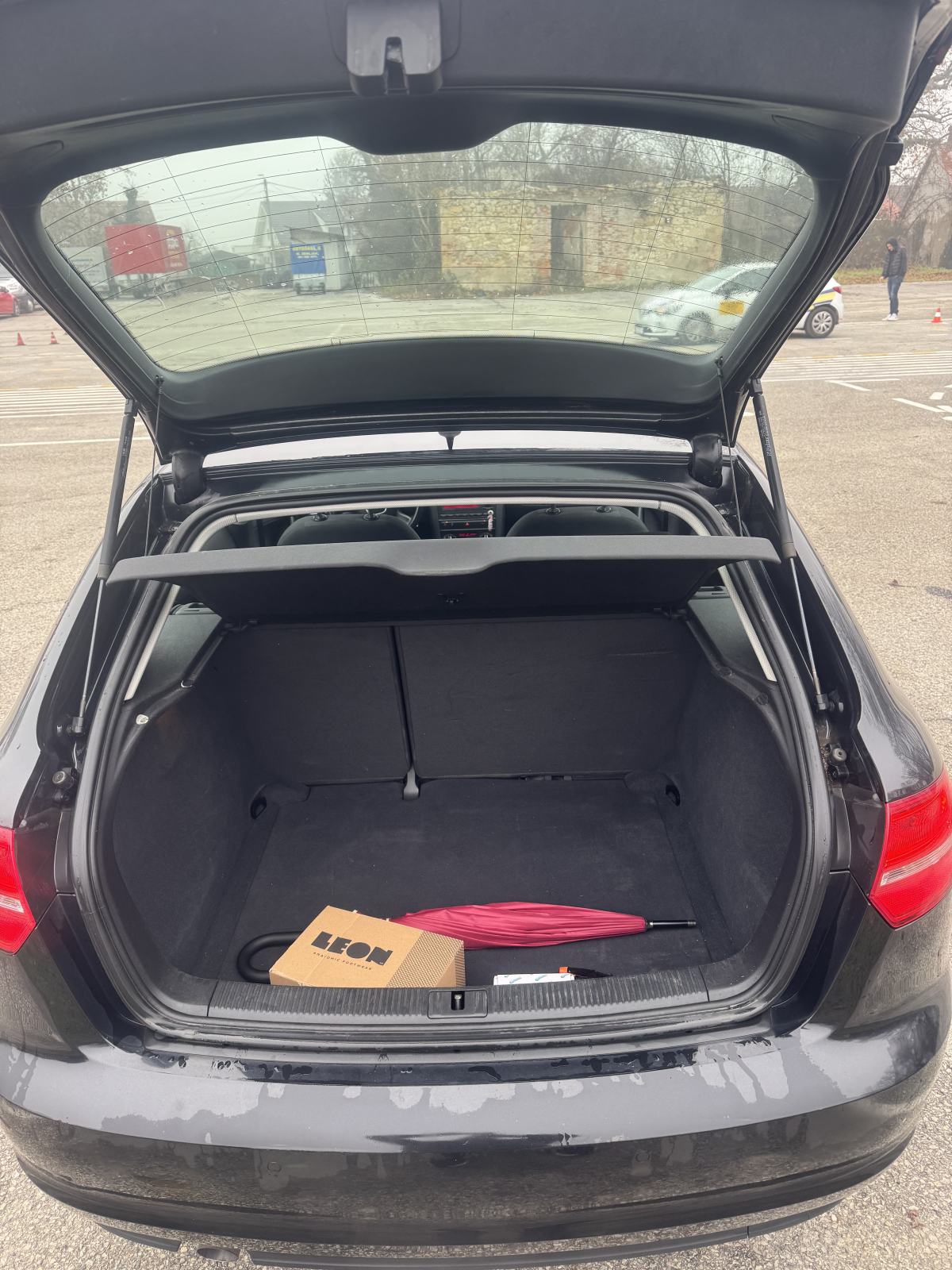 Audi A3 2,0 TDI Sportback 103kW 2011. godina TOP STANJE!, fotografija 6