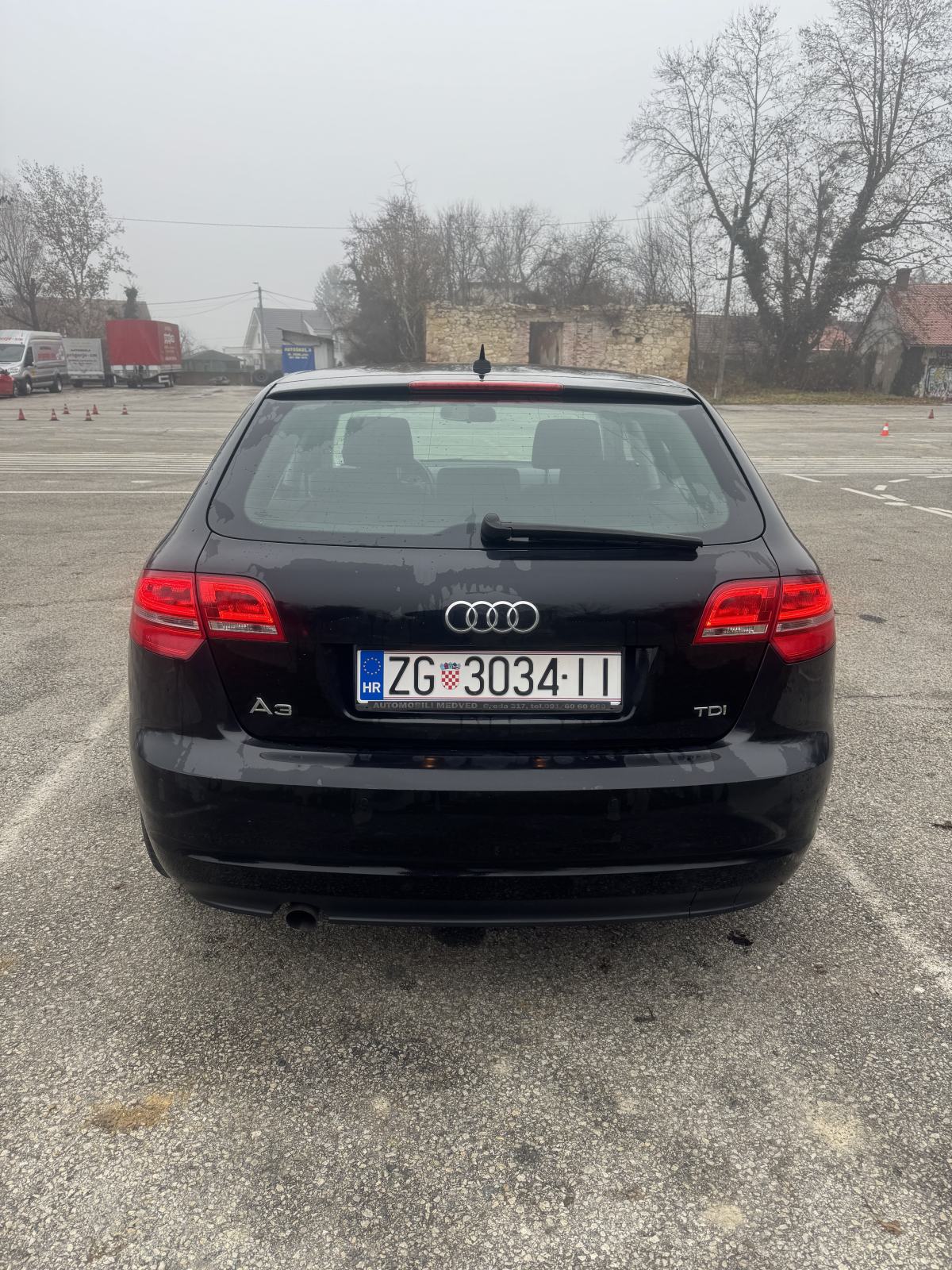 Audi A3 2,0 TDI Sportback 103kW 2011. godina TOP STANJE!, fotografija 4