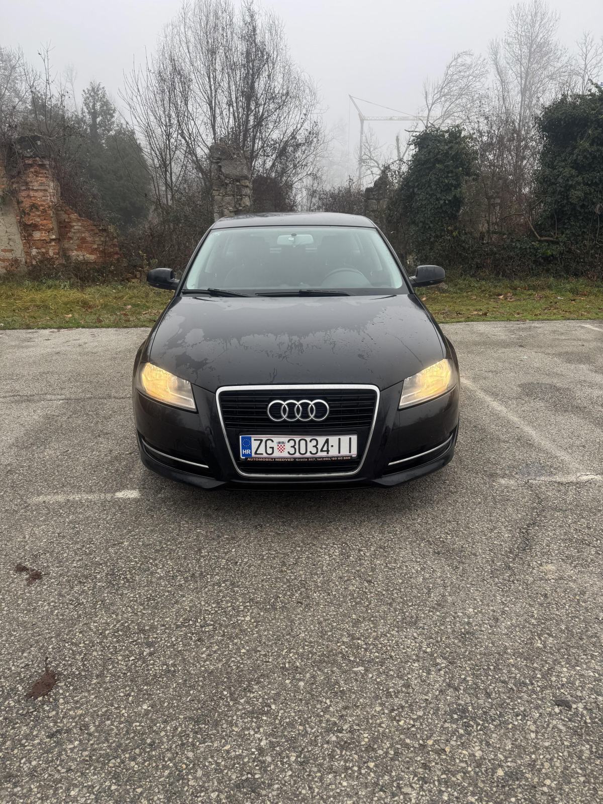 Audi A3 2,0 TDI Sportback 103kW 2011. godina TOP STANJE!, fotografija 2