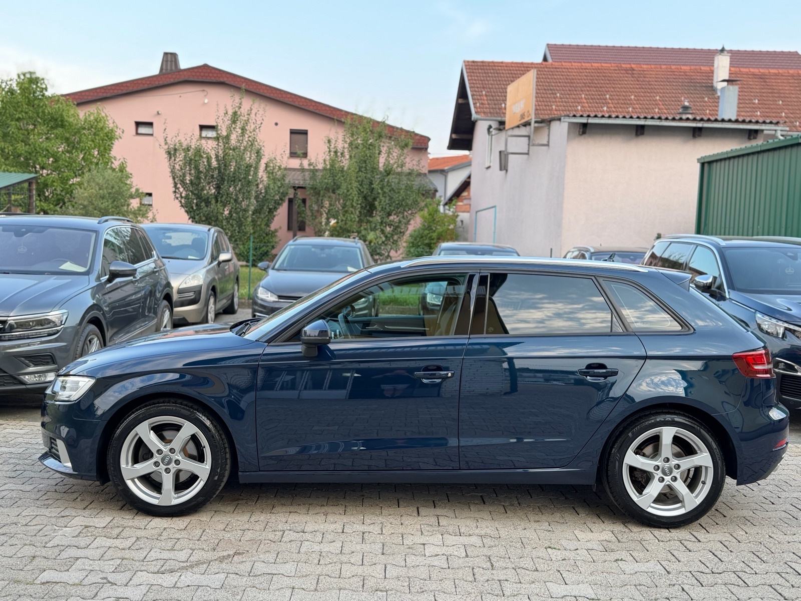 Audi A3 Sportback 2,0 TDI, Sport, Alu 17", LED, Redizajn, fotografija 12
