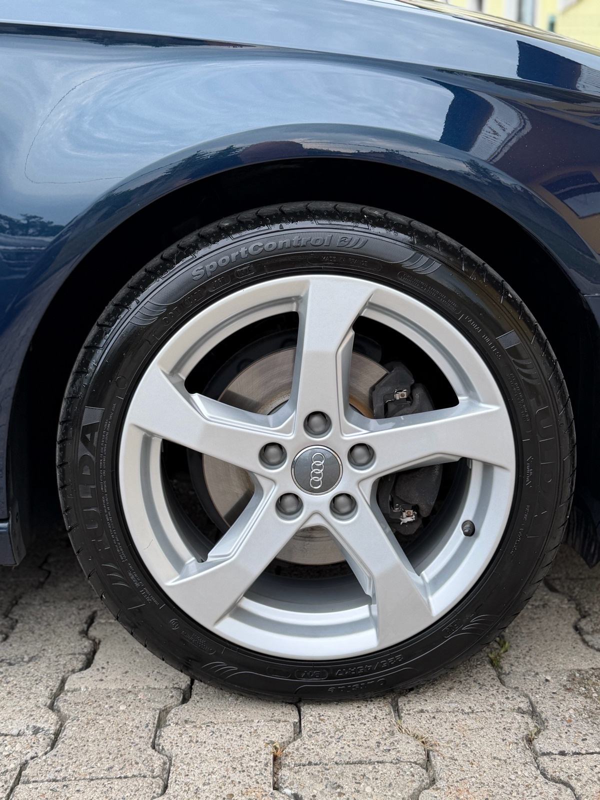 Audi A3 Sportback 2,0 TDI, Sport, Alu 17", LED, Redizajn, fotografija 19