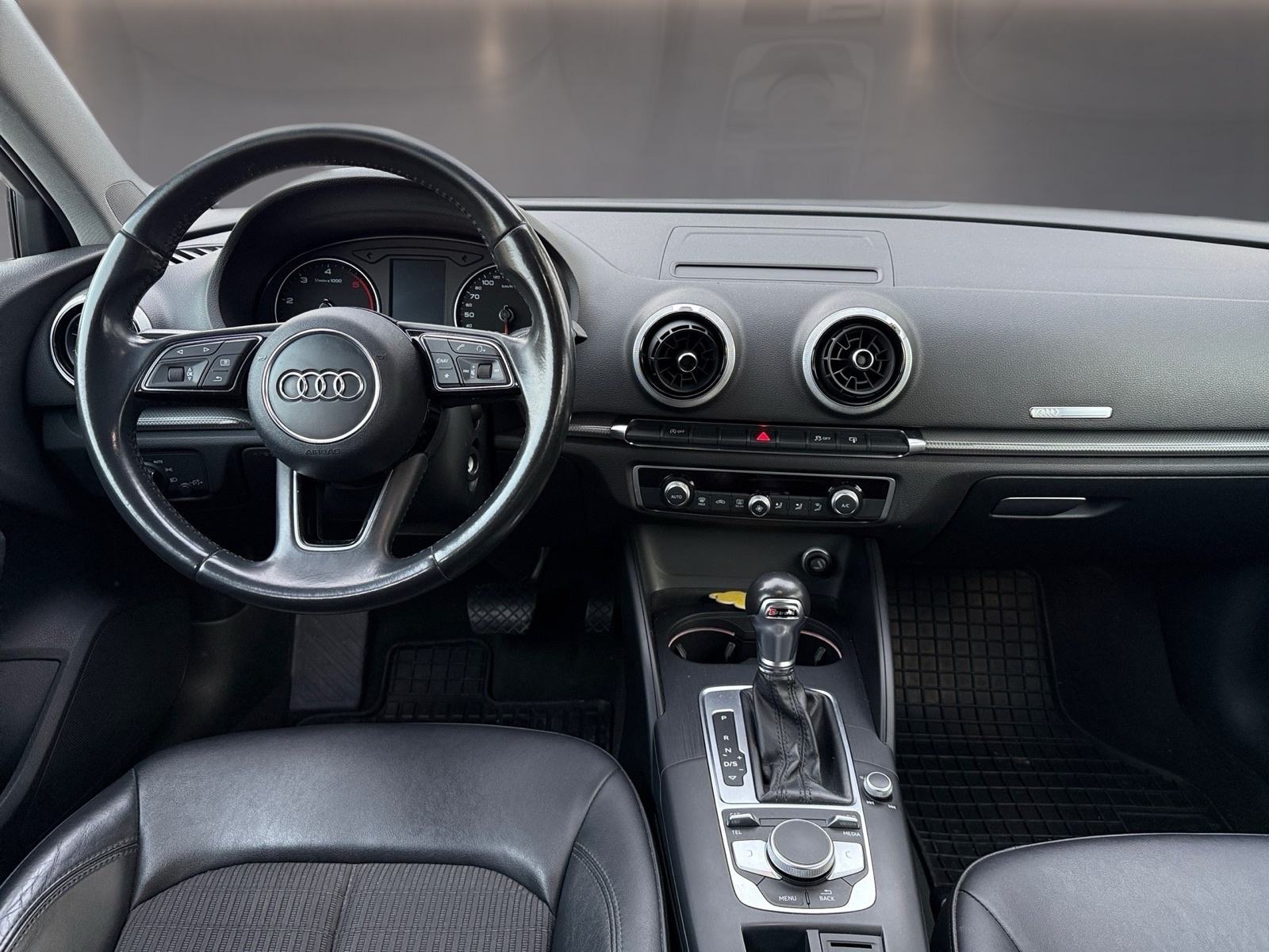 Audi A3 2,0 TDI Sport automatik(FACELIFT), fotografija 13