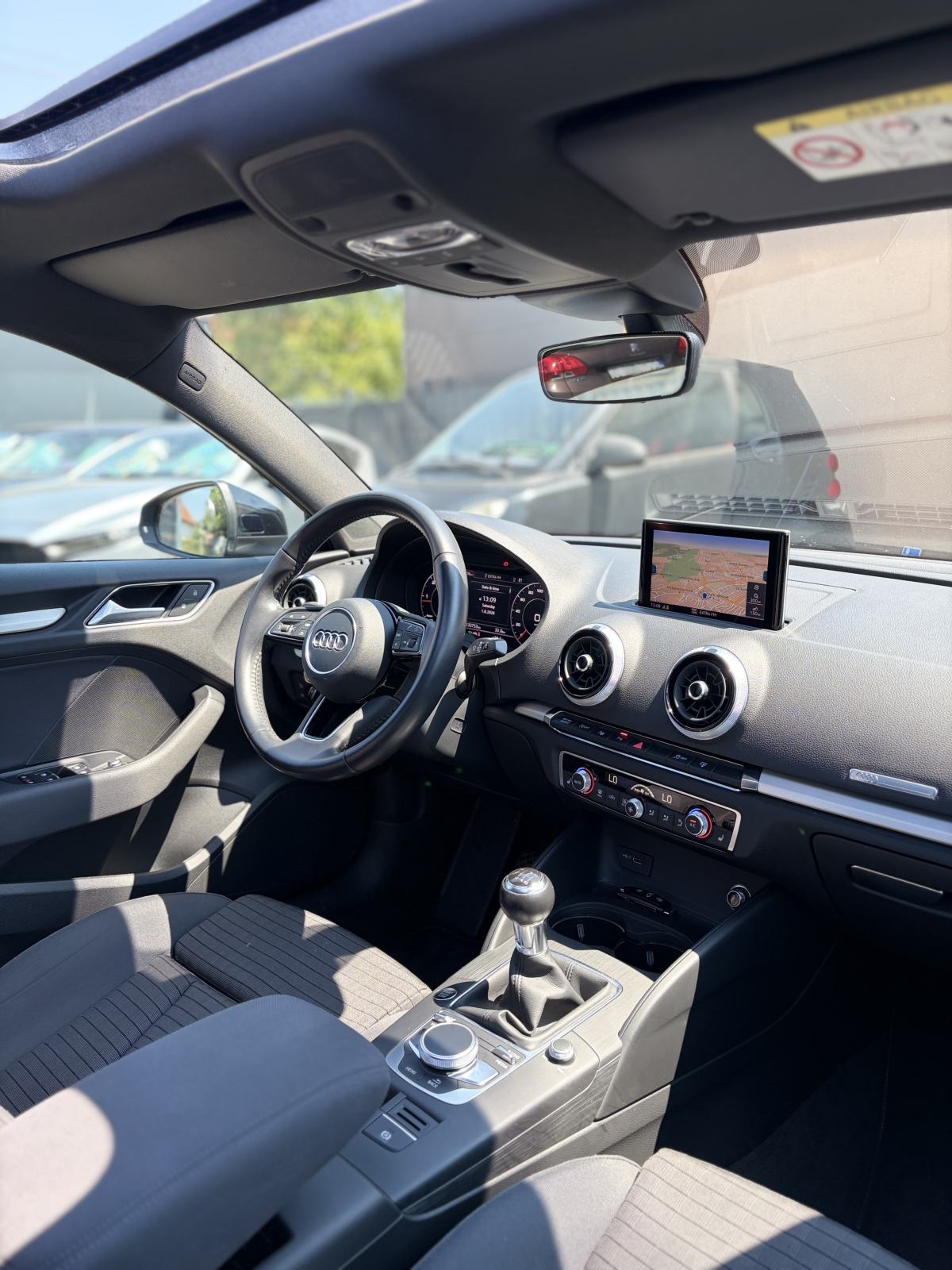Audi A3 2,0 TDI SPORT LIMOUSINE/FACELIFT PANO, NAVI, KAMERA,, fotografija 12