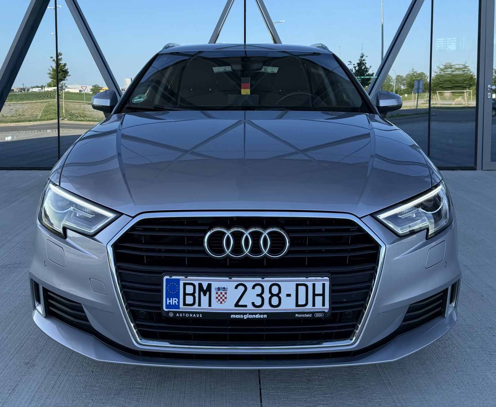 Audi A3 2,0 TDI Sport • VIRTUAL • NAVI • ALU 18 • REG 3/27 •, fotografija 2