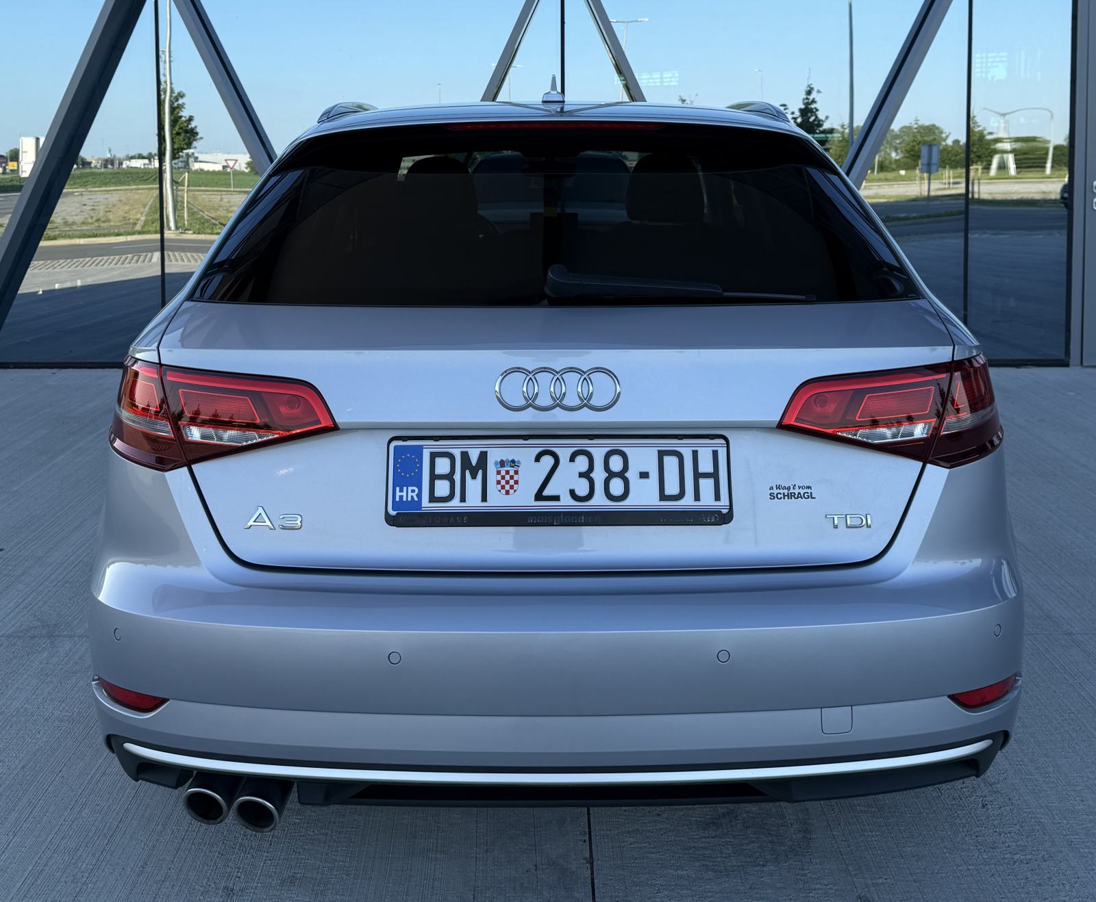 Audi A3 2,0 TDI Sport • VIRTUAL • NAVI • ALU 18 • REG 3/27 •, fotografija 6