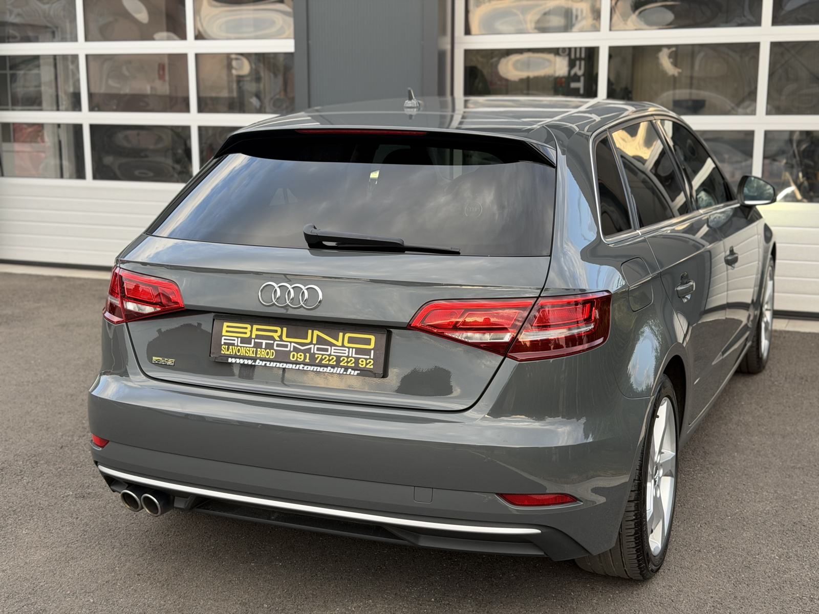 Audi A3 2,0 TDI SPORTBACK/XENON/LED/17/V.SERVIS/JAMSTVO, fotografija 6