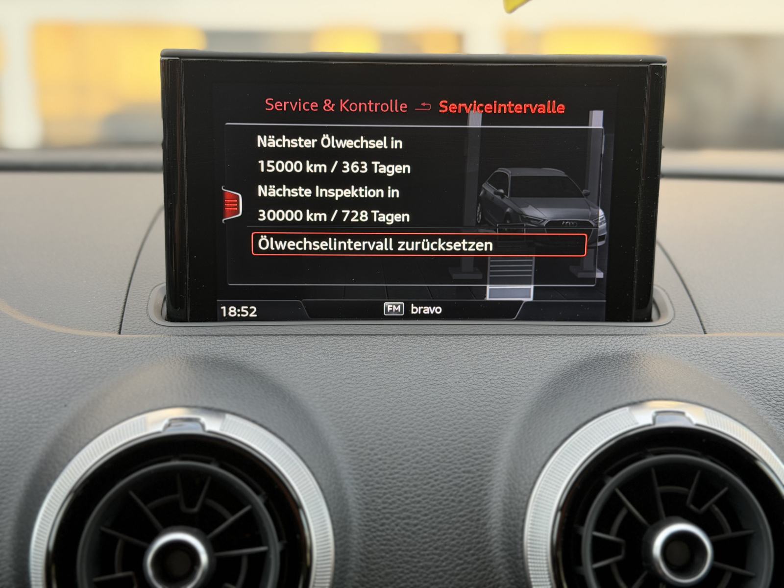 Audi A3 2,0 TDI SPORTBACK/XENON/LED/17/V.SERVIS/JAMSTVO, fotografija 17