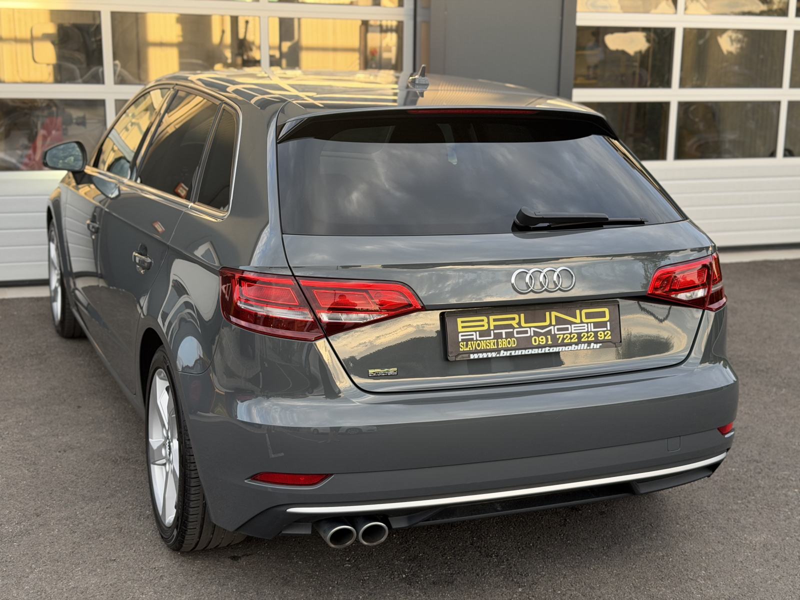 Audi A3 2,0 TDI SPORTBACK/XENON/LED/17/V.SERVIS/JAMSTVO, fotografija 4