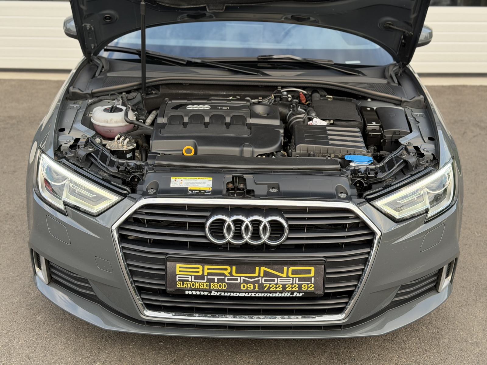 Audi A3 2,0 TDI SPORTBACK/XENON/LED/17/V.SERVIS/JAMSTVO, fotografija 19