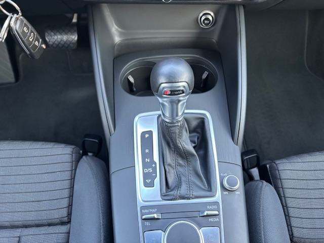 Audi A3 2,0 TDI Sport S-troni Led Dynamic Subwofer Top stanje !!!, fotografija 15