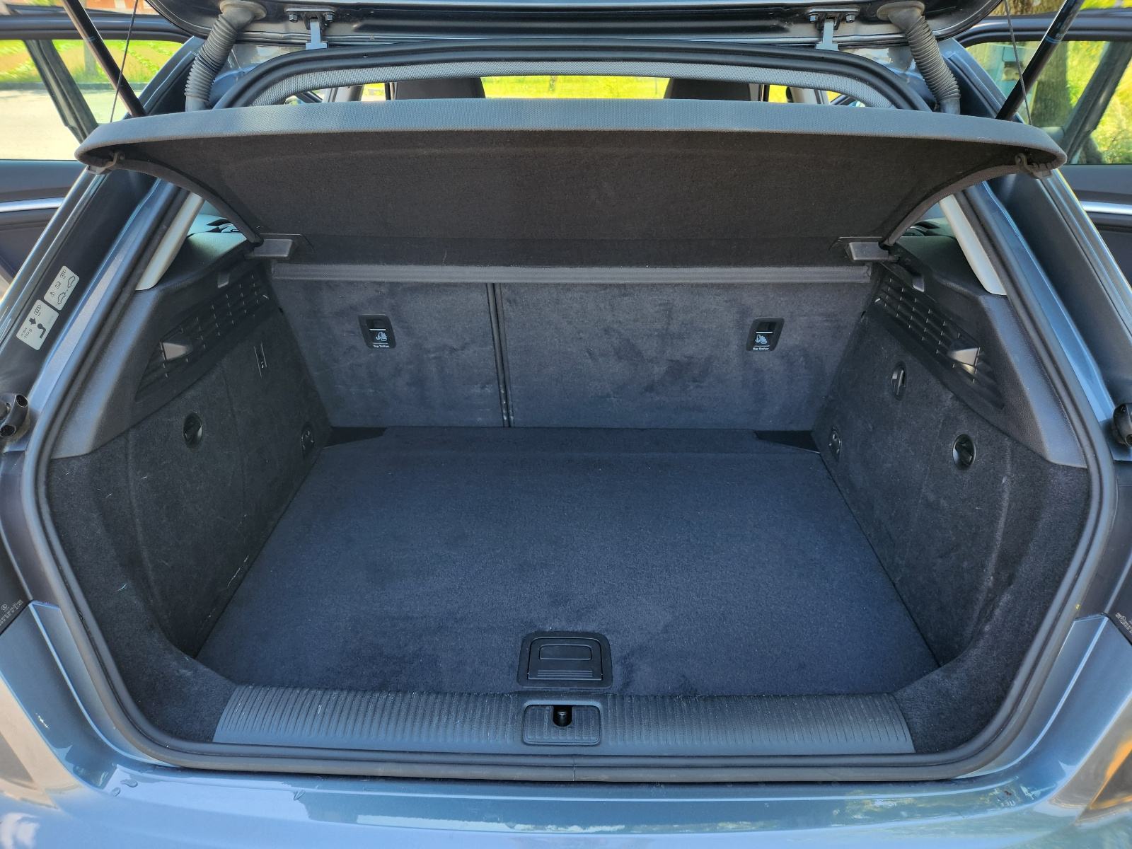 Audi A3 2,0 TDI SPORT* Xenon* Led* Navi* Sound*, fotografija 19