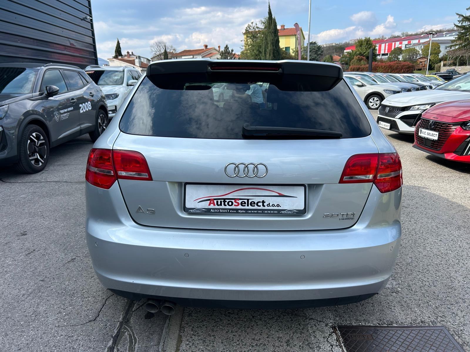 Audi A3 2.0 TDI Sportback - Quattro - SERVISNA - GARANCIJA - REG1GOD, fotografija 7