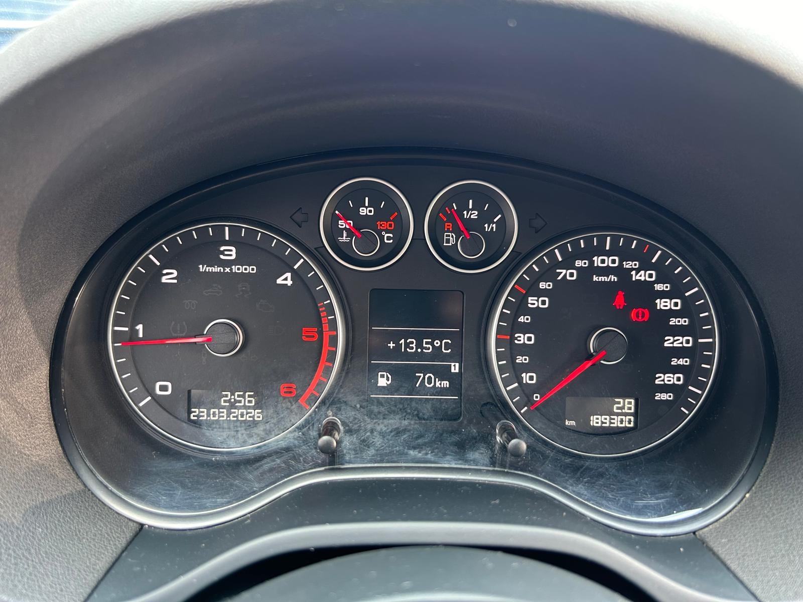 Audi A3 2.0 TDI Sportback - Quattro - SERVISNA - GARANCIJA - REG1GOD, fotografija 12