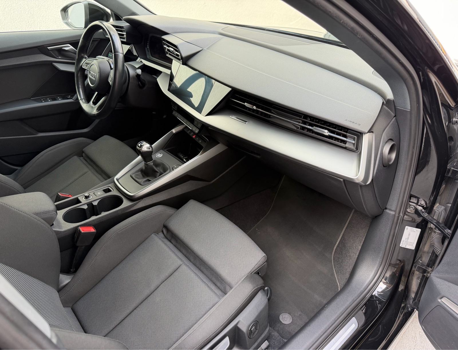 Audi A3 2.0 TDI Sportpaket-1. Vlasnik-Reg 1g.-Jamstvo-Leasing, fotografija 17