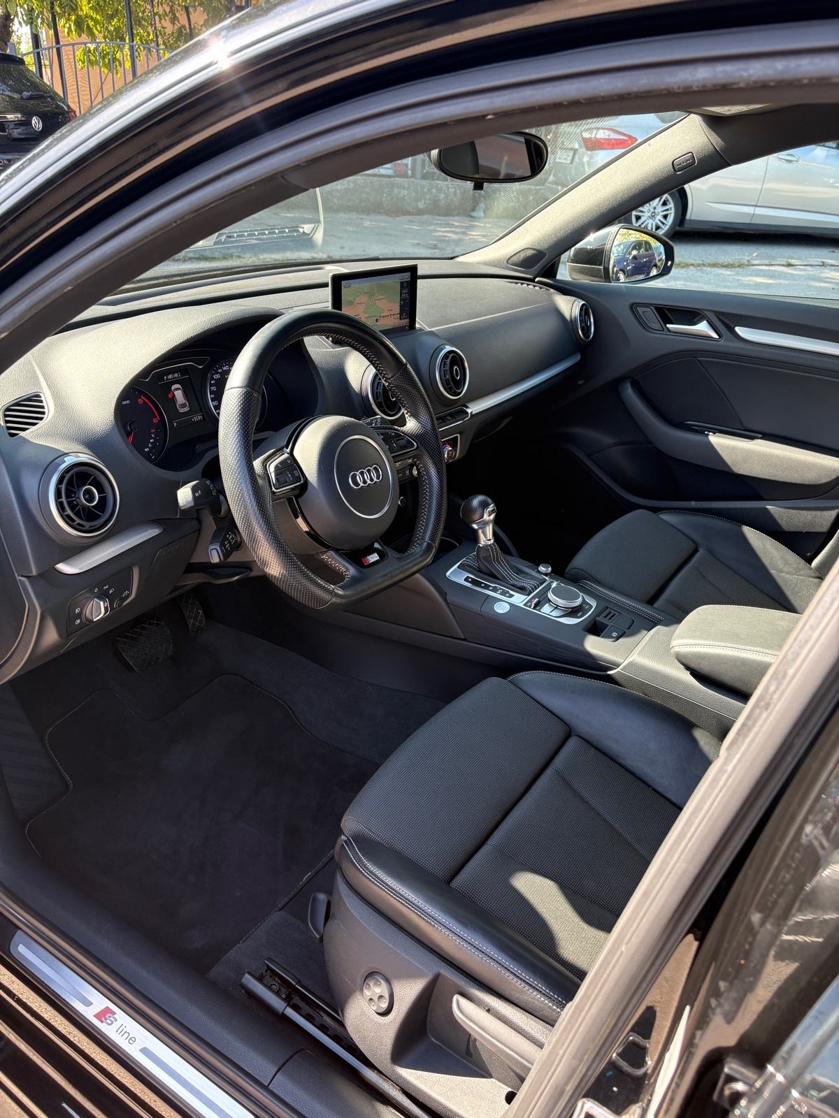 Audi A3 2,0 TDI S-Tronic/3xSline/Xenon/Navi/Keyless/Rotor/TOP STANJE!!, fotografija 11