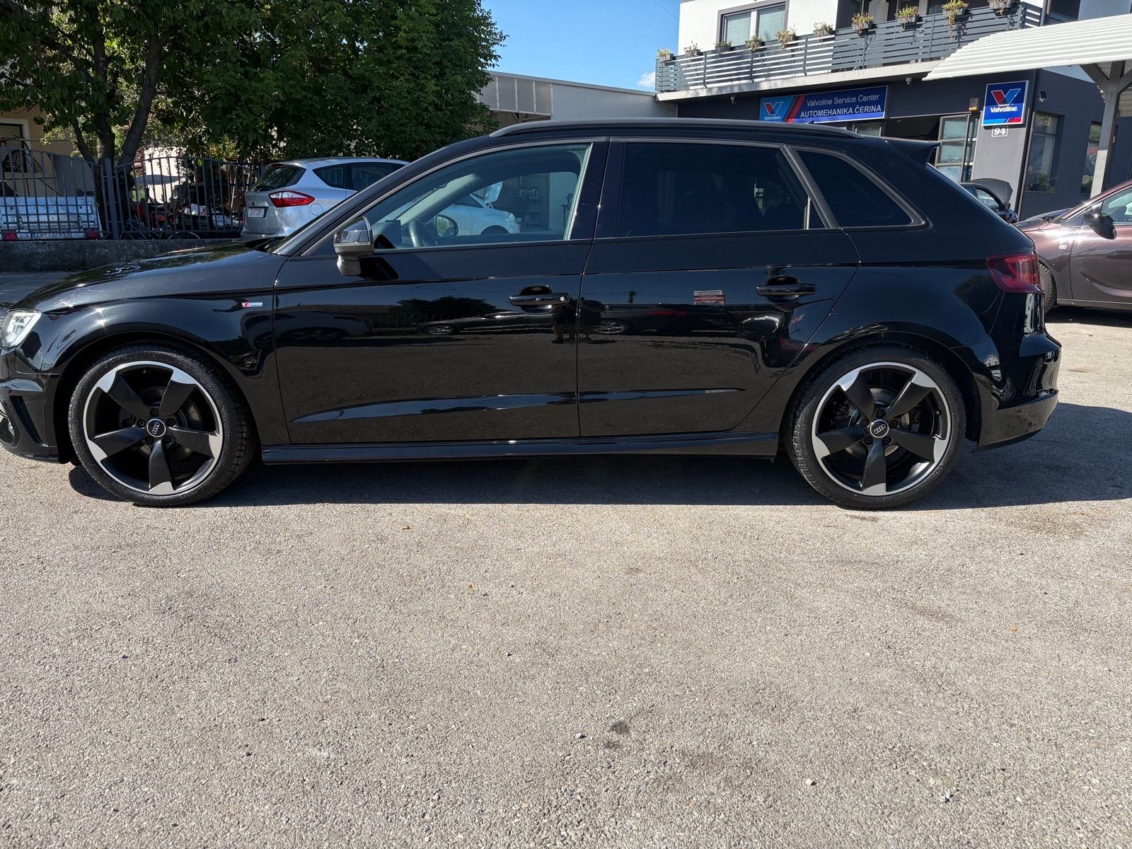 Audi A3 2,0 TDI S-Tronic/3xSline/Xenon/Navi/Keyless/Rotor/TOP STANJE!!, fotografija 2