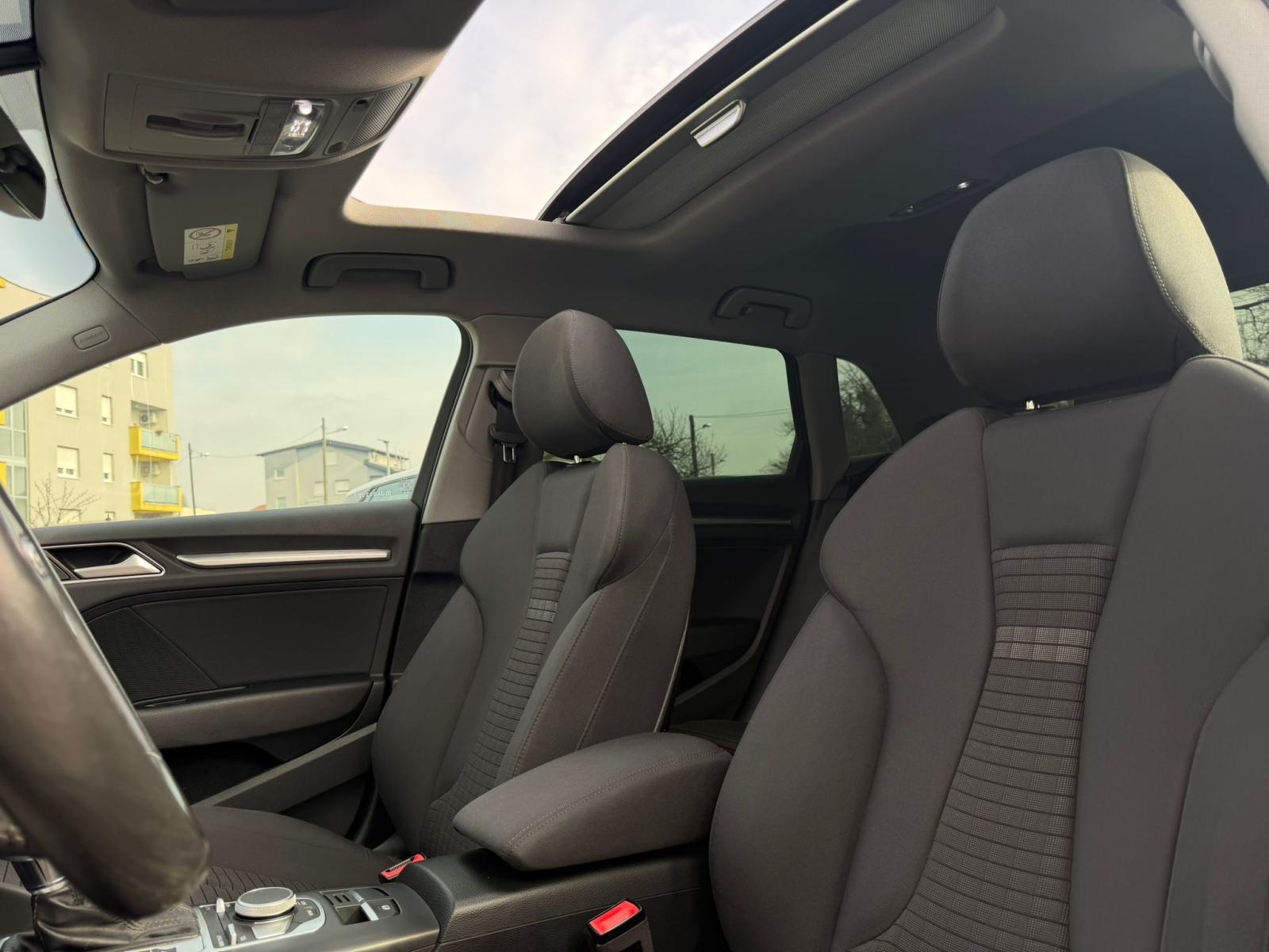 Audi A3 2,0 TDI S-tronic *Automatik* *Panorama* *1.vlasnik* *Jamstvo*, fotografija 19
