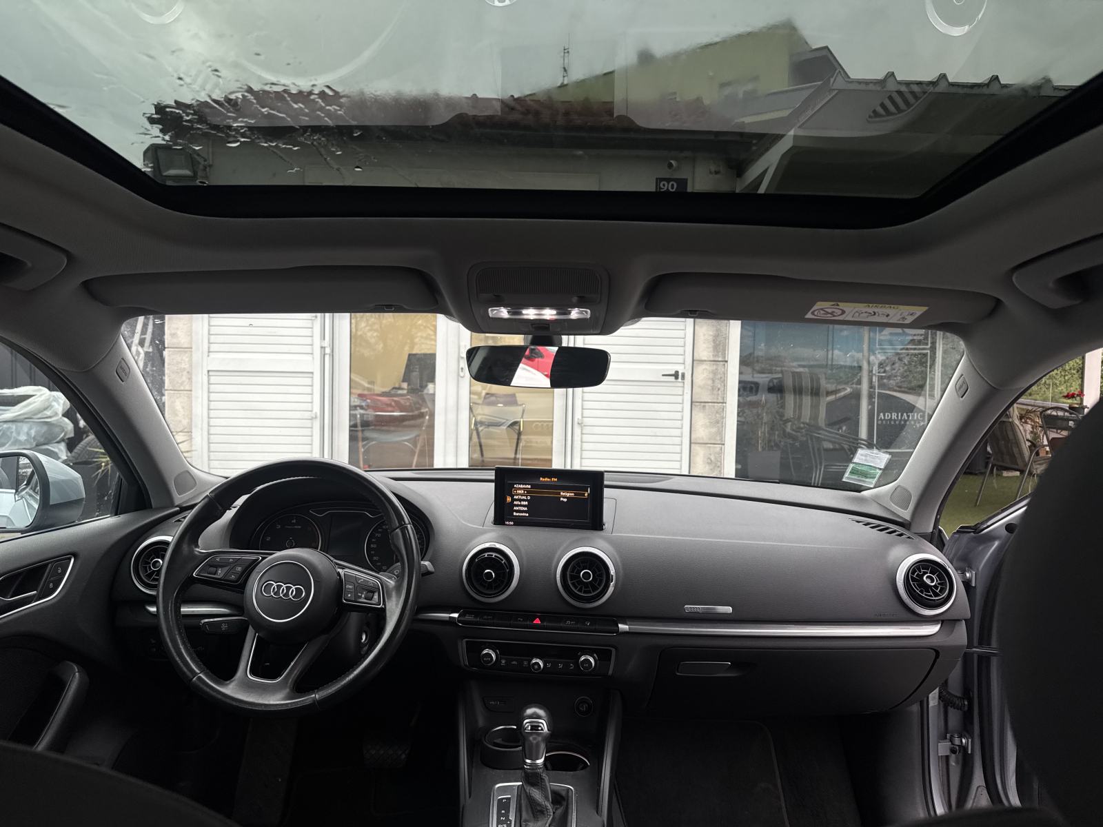 Audi A3 2,0 TDI S-tronic *Automatik* *Panorama* *1.vlasnik* *Jamstvo*, fotografija 17