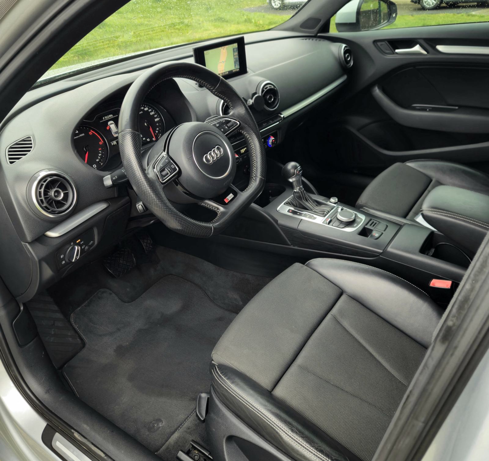 Audi A3 2,0 TDI S-Tronic S line, veliki servis, reg god dana, fotografija 10