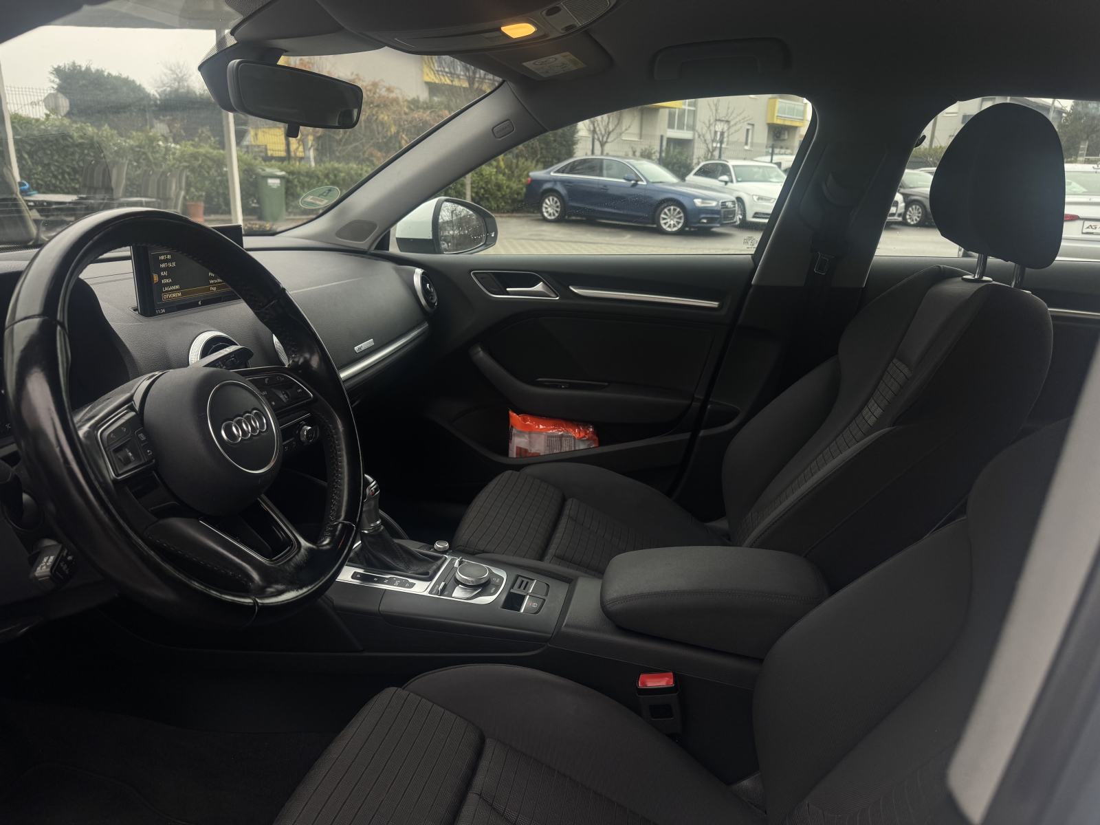Audi A3 2,0 TDI Sport S tronic *Automatik* *Veliki servis* *Jamstvo*, fotografija 12