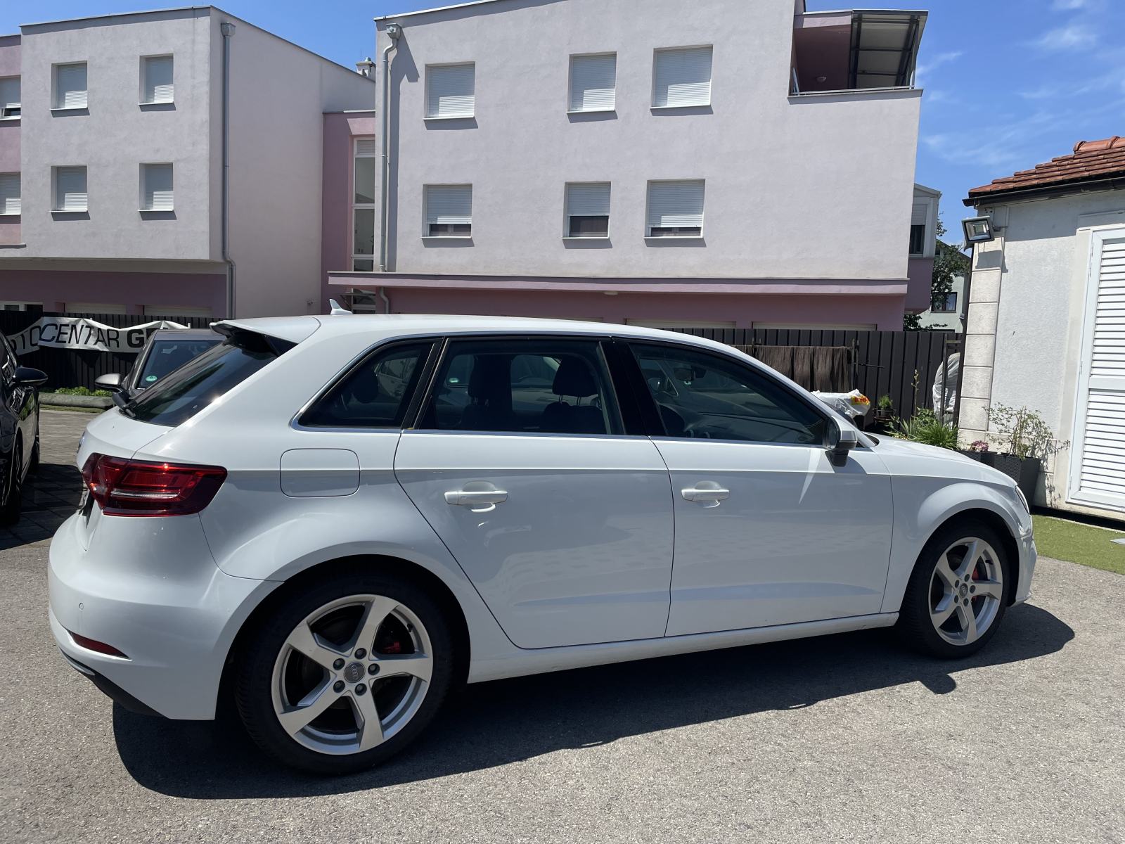 Audi A3 2,0 TDI Sport S tronic *Automatik* *Veliki servis* *Jamstvo*, fotografija 7