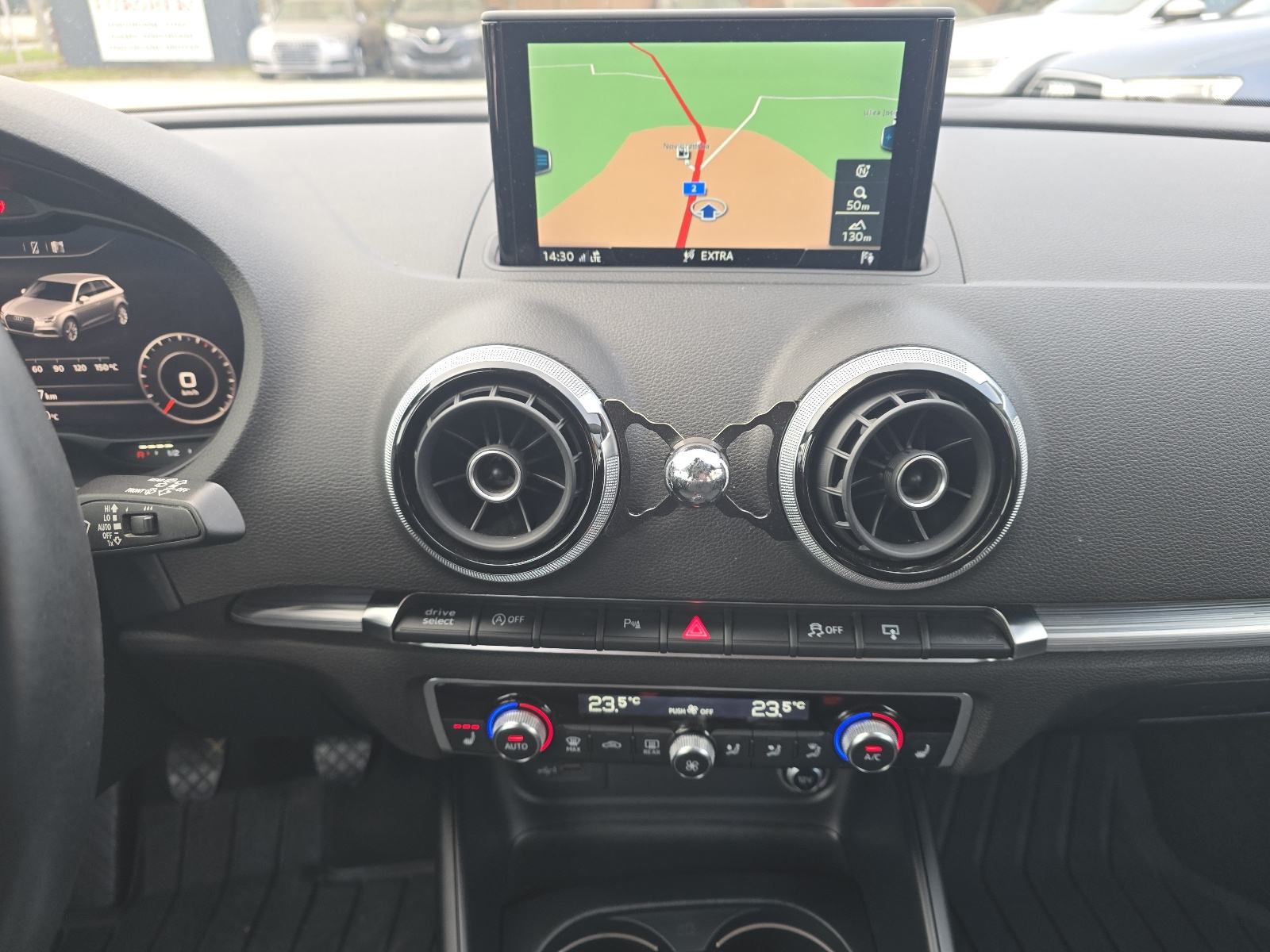 Audi A3 2,0 TDI..Virtual..quattro..Keyless, fotografija 9