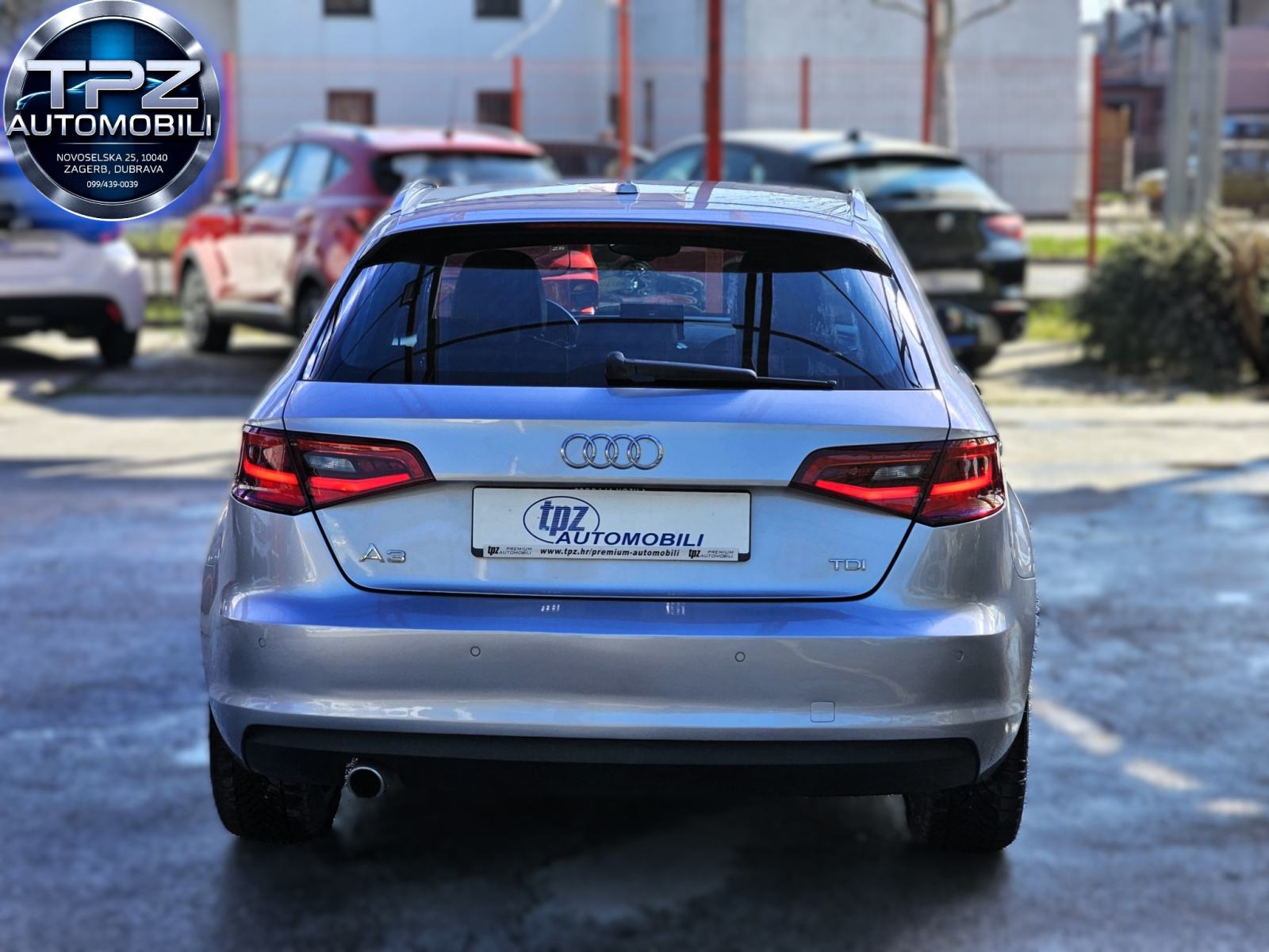 AUDI*A3*2015.G*1.6 TDI-110KS*5 VRATA*LED*ALU*KOŽA*NAVI*9980E, fotografija 3