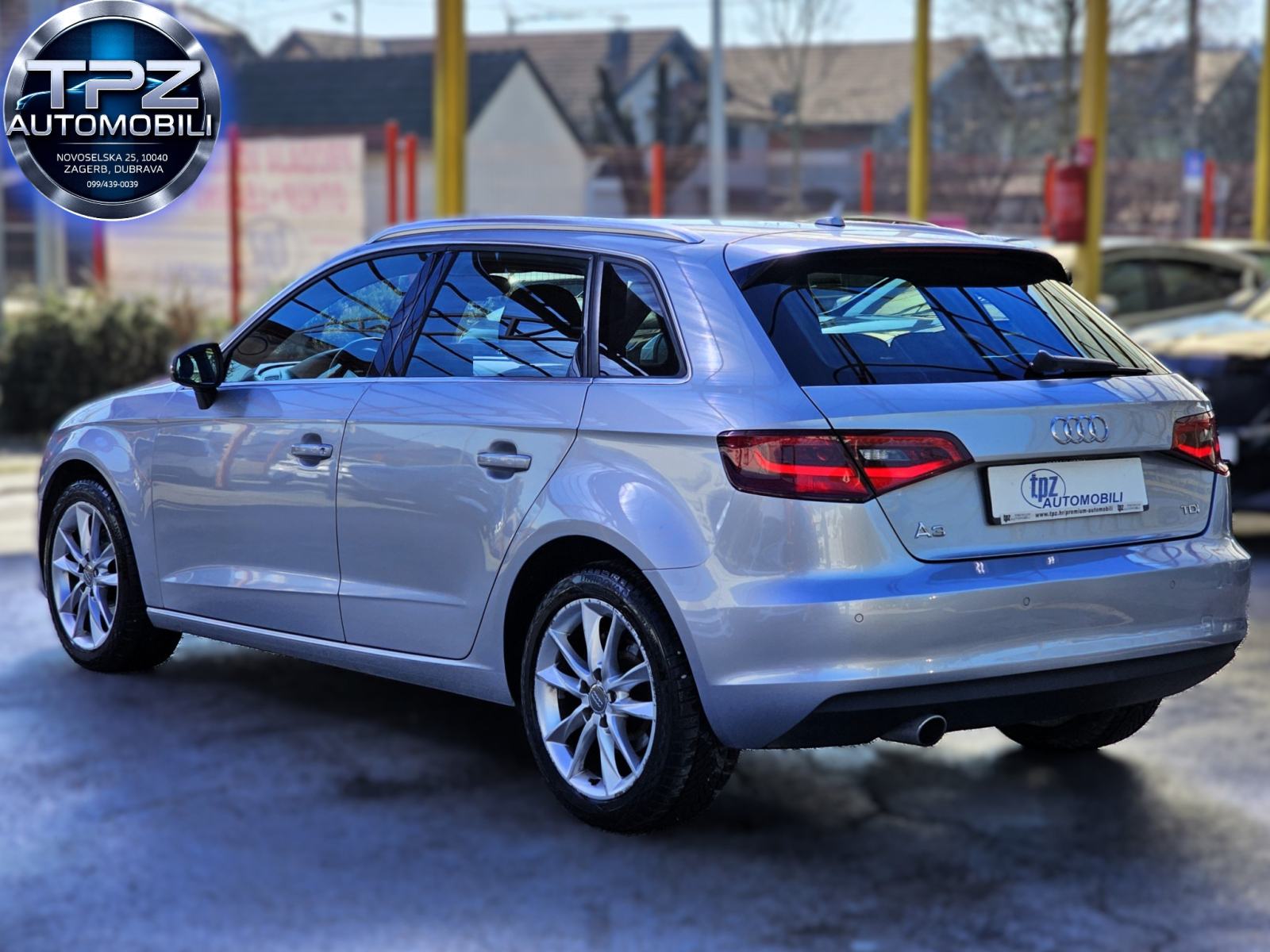AUDI*A3*2015.G*1.6 TDI-110KS*5 VRATA*LED*ALU*KOŽA*NAVI*9980E, fotografija 2