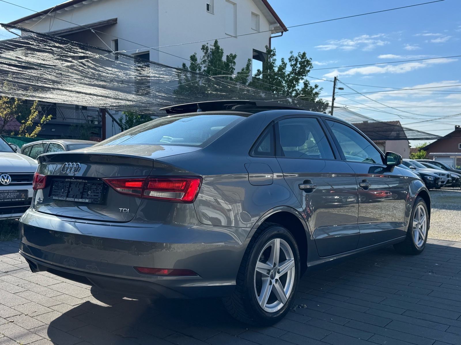 Audi A3 30 TDI AUTOMATIK / PANORAMA / XENON / 2xALU / JAMSTVO, fotografija 5
