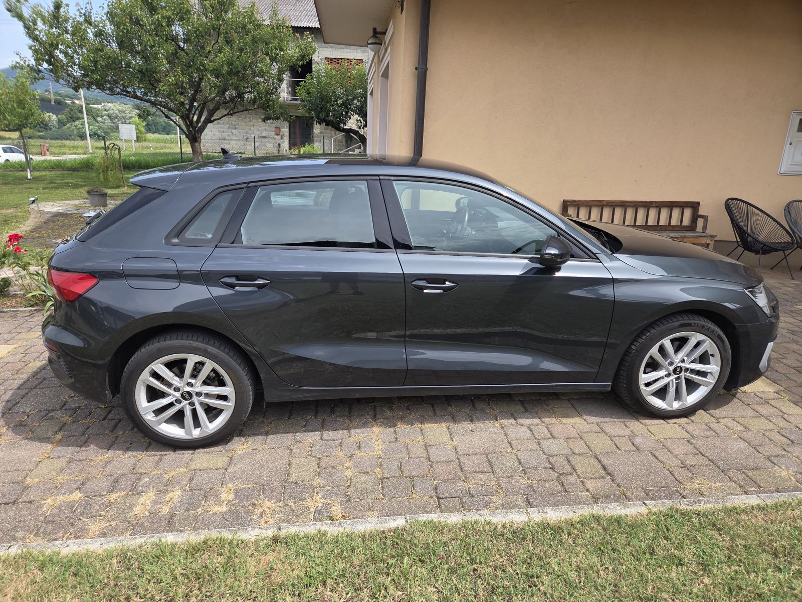 Audi A3 TDI automatik, novi model, advanced, reg 05/2027, 41000 km,PDV, fotografija 7