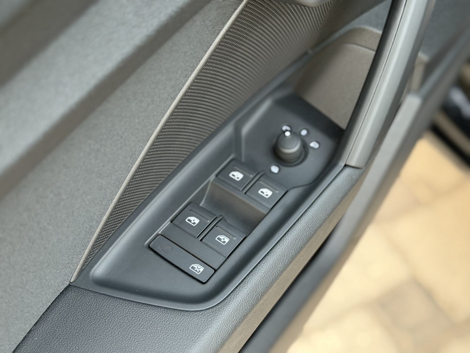 Audi A3 30TDI ~S-Tronic~Virtual~Full Led~Navi~Servisna~Jamstvo, fotografija 15