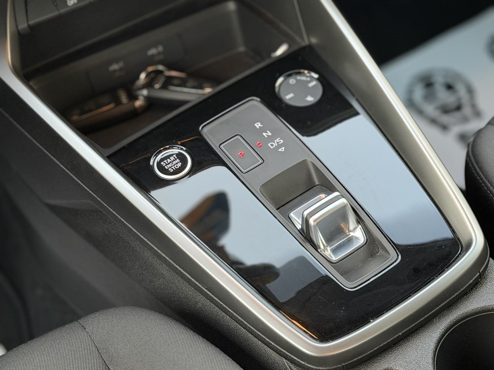 Audi A3 30TDI ~S-Tronic~Virtual~Full Led~Navi~Servisna~Jamstvo, fotografija 17