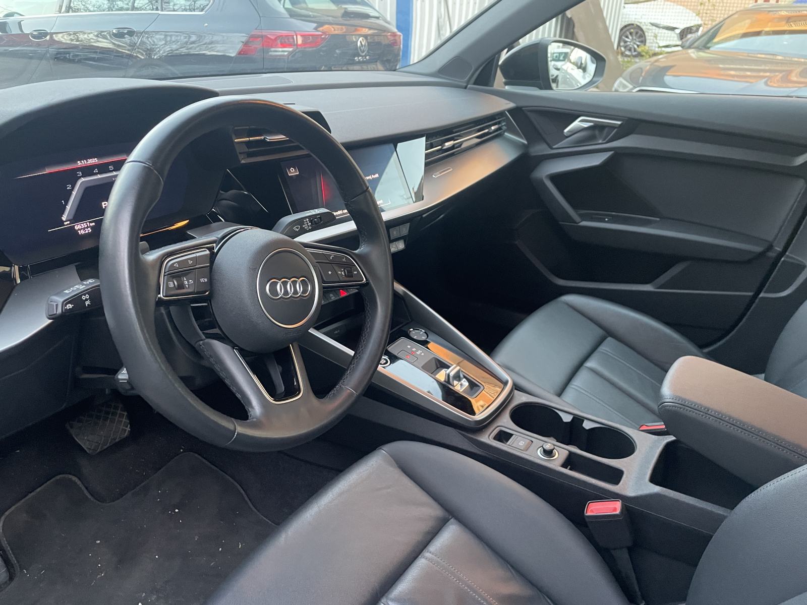 Audi A3 30 TDI Edition10 S tronic Reg. do 10/2026, fotografija 15