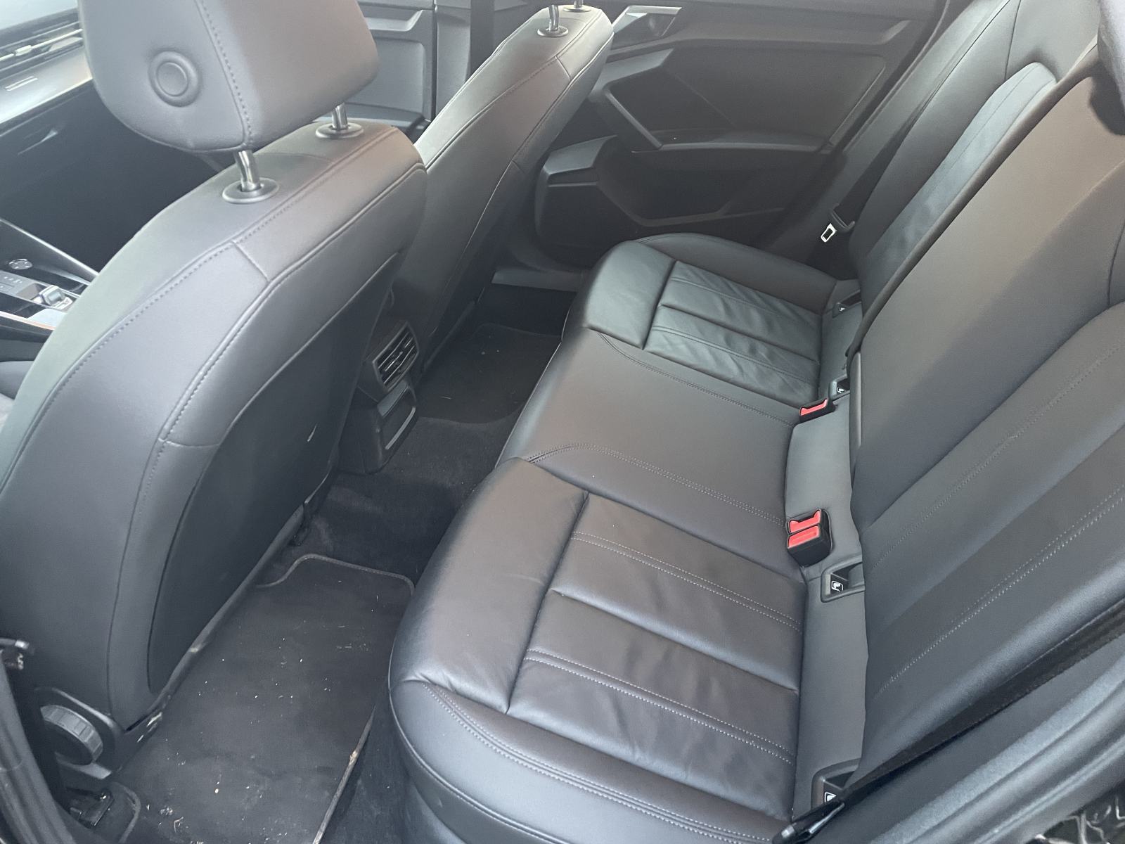 Audi A3 30 TDI Edition10 S tronic Reg. do 10/2026, fotografija 16